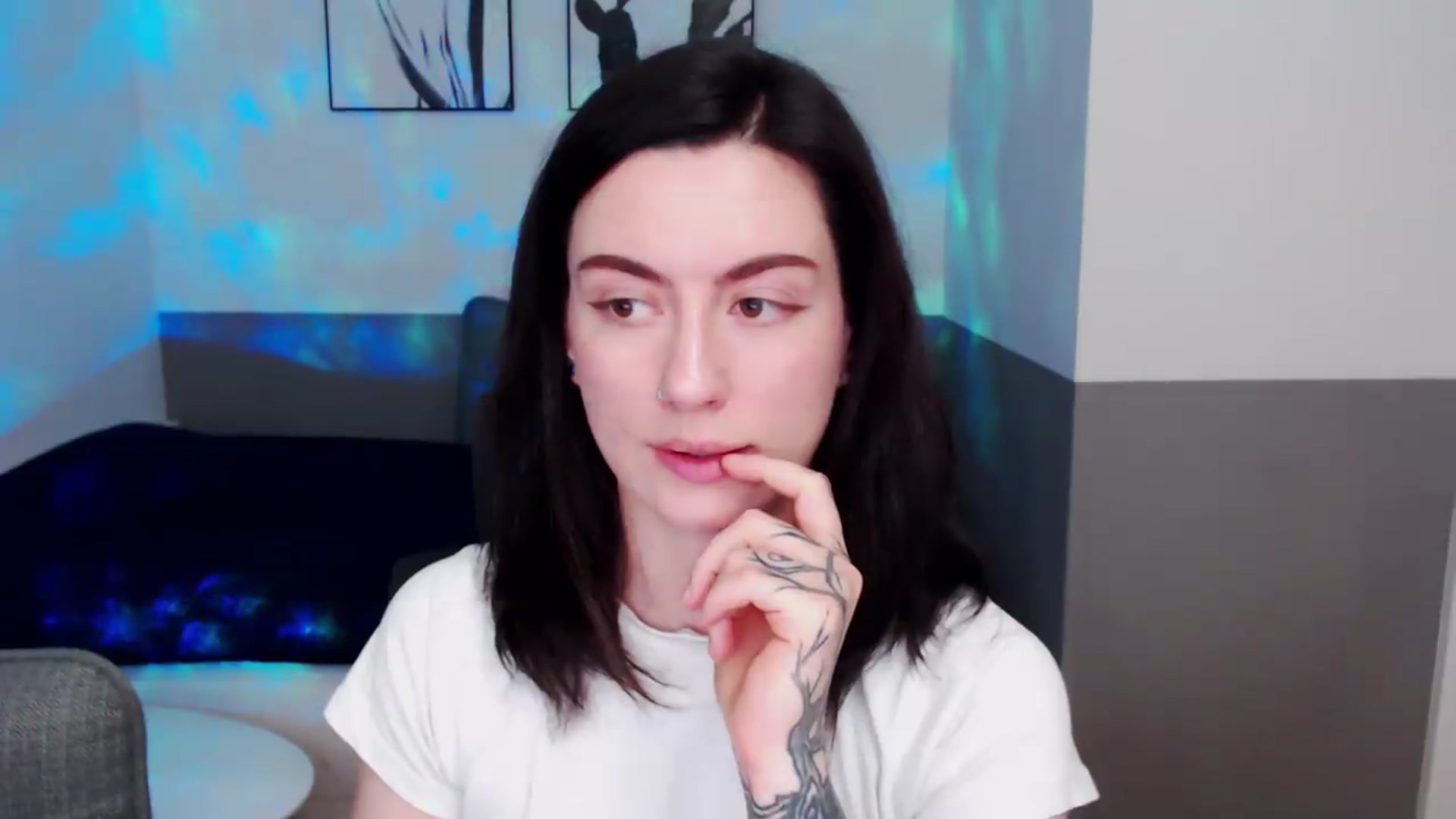 Gallery image thumbnail from HeyAriel's myfreecams stream on, 05/26/2026, 16:51 image 8 of 20