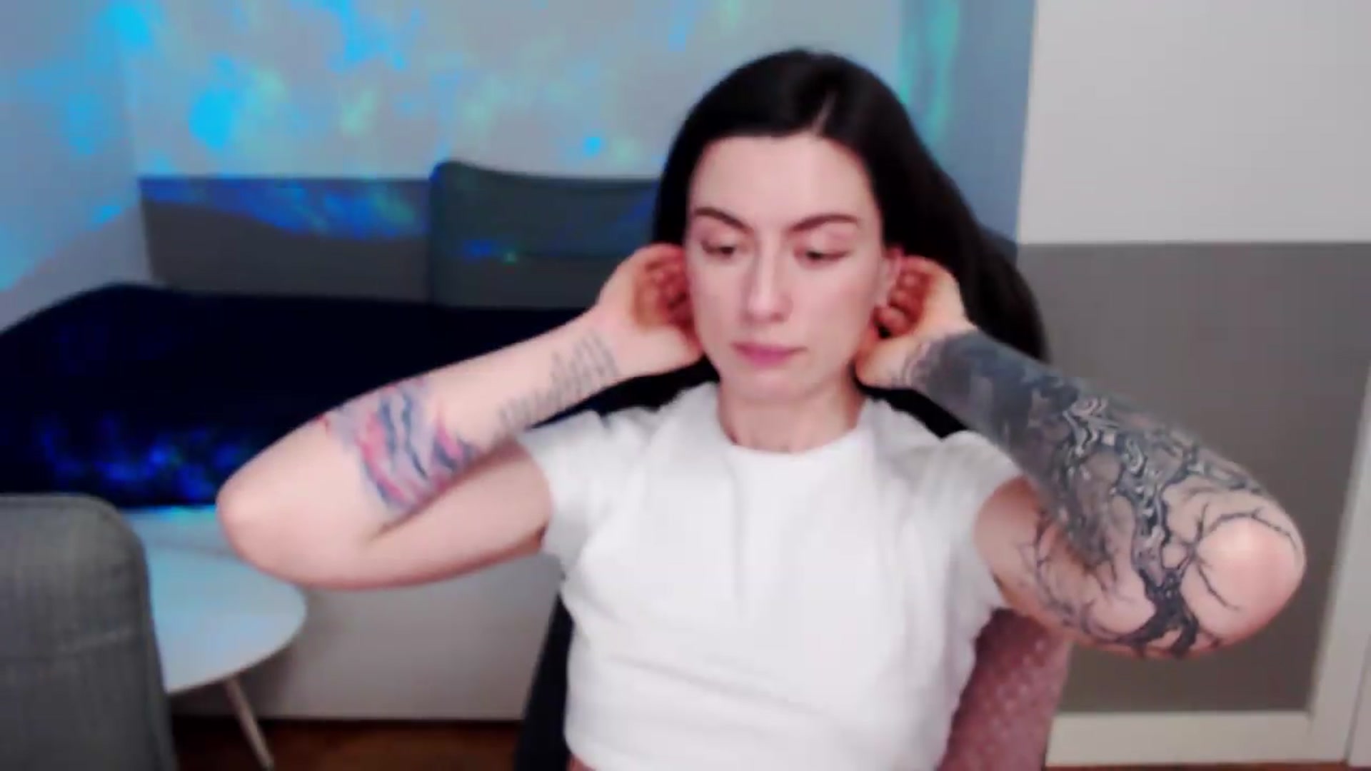 Gallery image thumbnail from HeyAriel's myfreecams stream on, 05/26/2026, 16:51 image 16 of 20