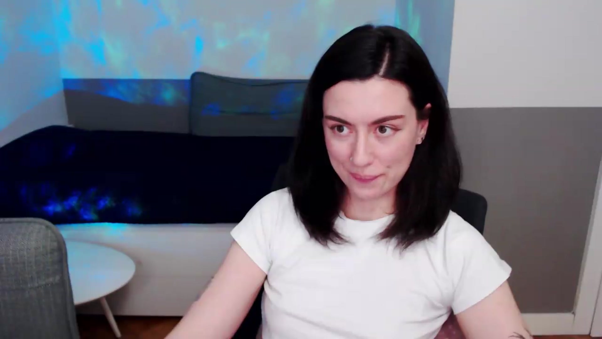 Gallery image thumbnail from HeyAriel's myfreecams stream on, 05/26/2026, 16:51 image 18 of 20