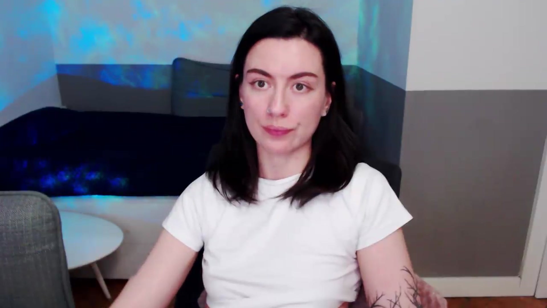 Gallery image thumbnail from HeyAriel's myfreecams stream on, 05/26/2026, 18:44 image 9 of 20