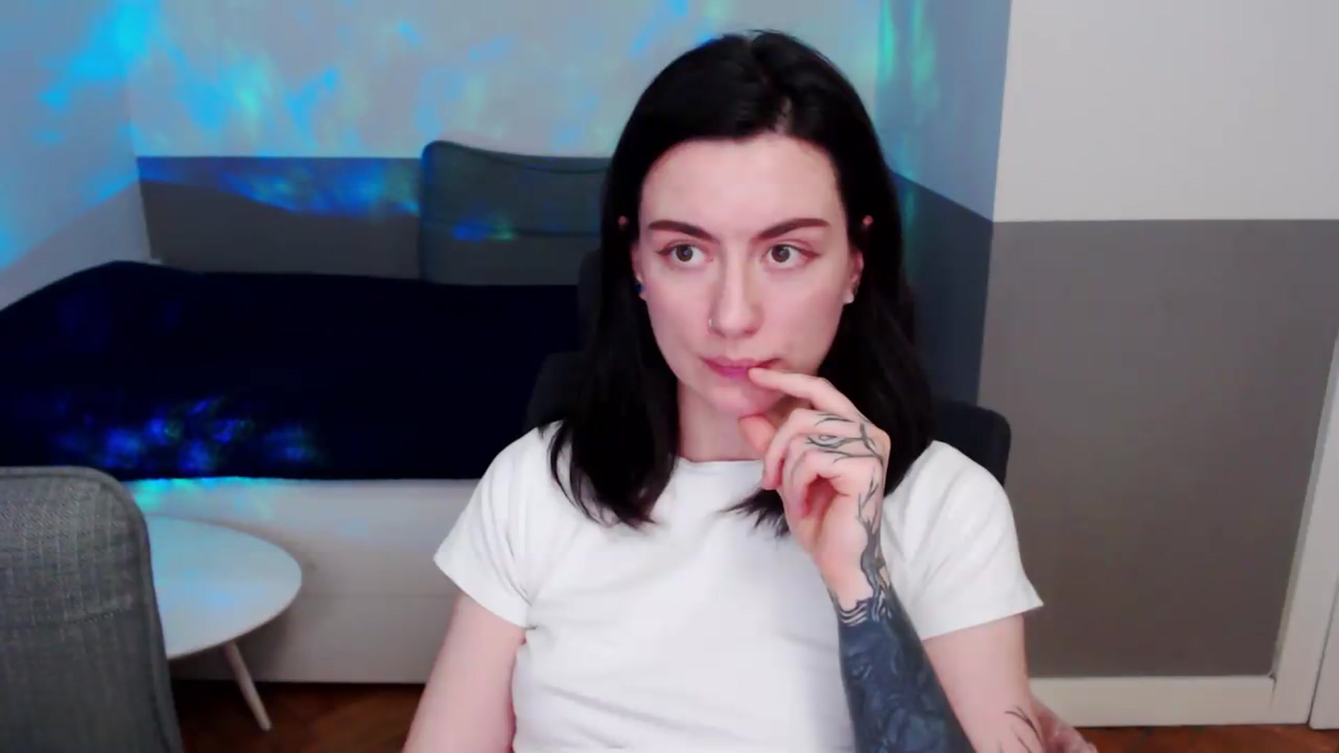 Gallery image thumbnail from HeyAriel's myfreecams stream on, 05/26/2026, 18:44 image 14 of 20