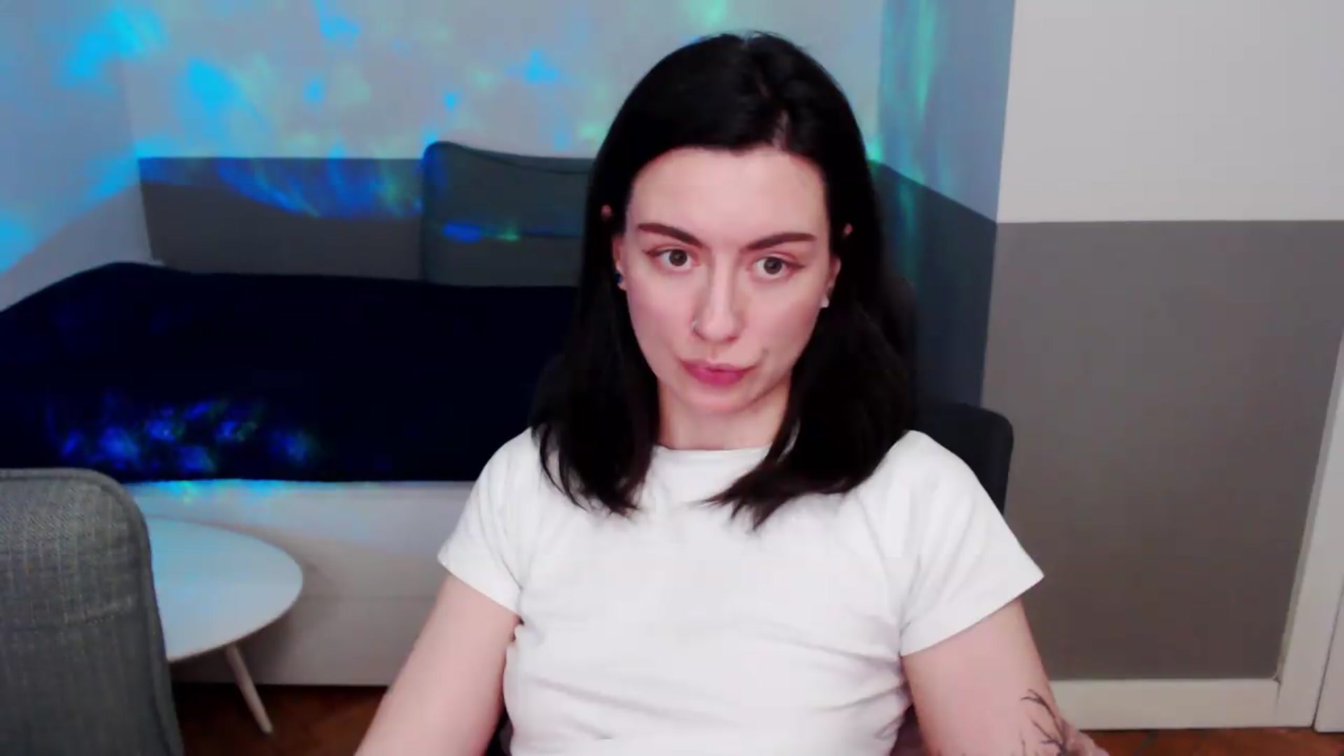 Gallery image thumbnail from HeyAriel's myfreecams stream on, 05/26/2026, 18:44 image 13 of 20