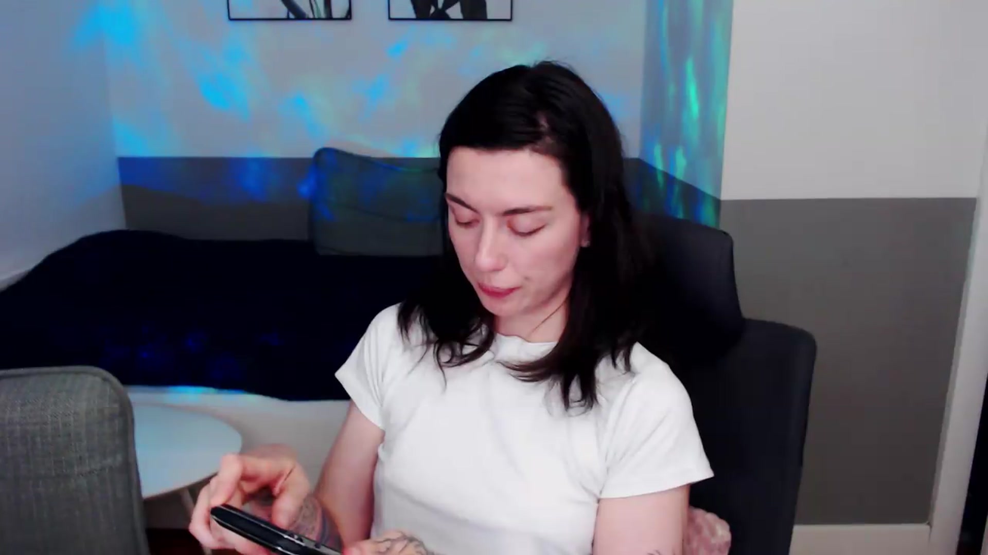 Gallery image thumbnail from HeyAriel's myfreecams stream on, 06/29/2026, 18:53 image 16 of 20