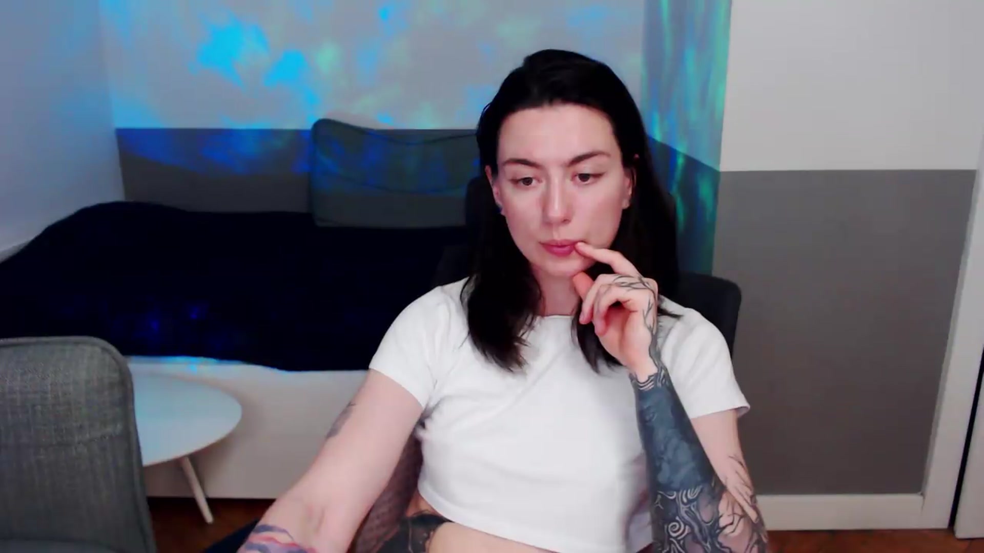 Gallery image thumbnail from HeyAriel's myfreecams stream on, 06/29/2026, 21:22 image 17 of 20