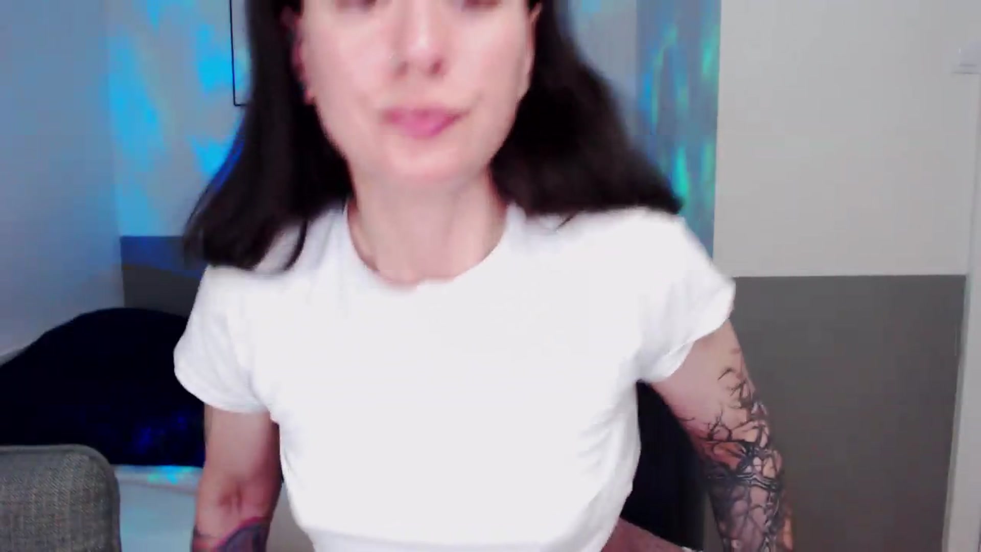 Gallery image thumbnail from HeyAriel's myfreecams stream on, 06/29/2026, 23:02 image 2 of 20
