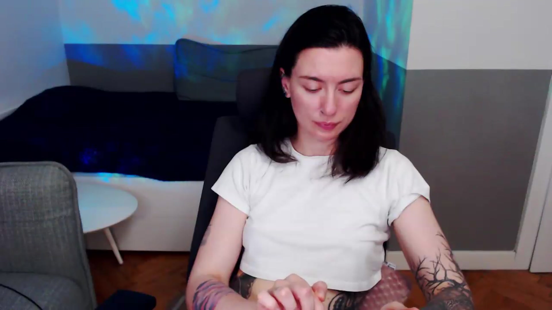 Gallery image thumbnail from HeyAriel's myfreecams stream on, 06/29/2026, 23:02 image 17 of 20
