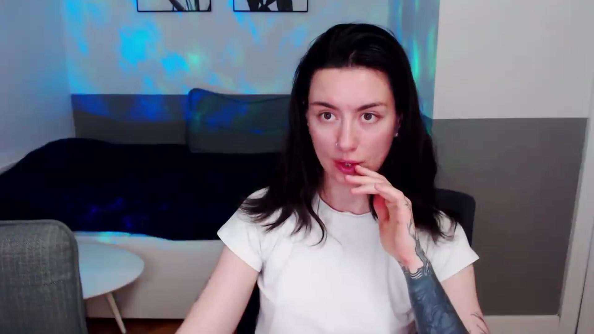 Gallery image thumbnail from HeyAriel's myfreecams stream on, 06/29/2026, 23:31 image 18 of 20