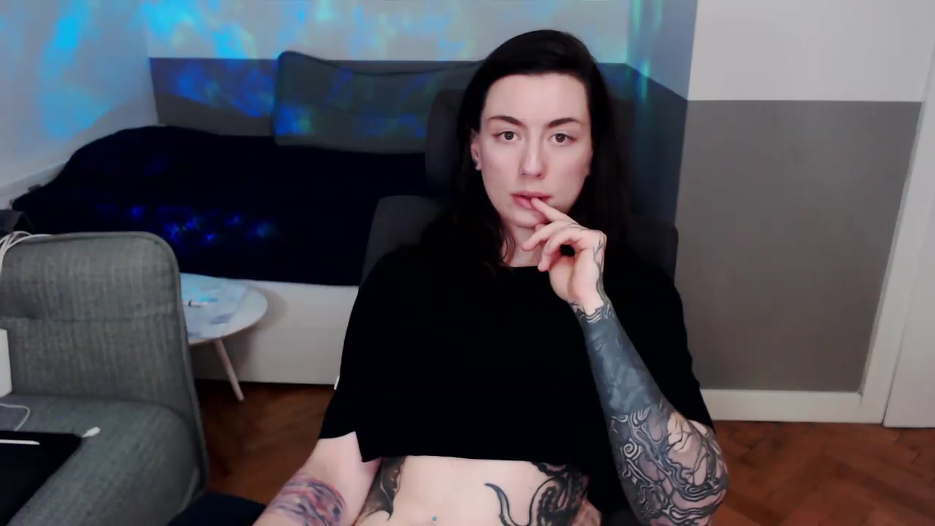 Gallery image thumbnail from HeyAriel's myfreecams stream on, 07/04/2026, 20:04 image 14 of 20