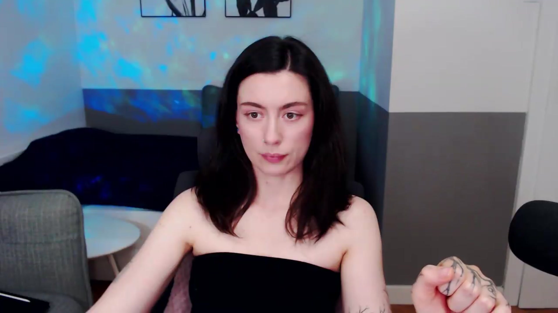 Gallery image thumbnail from HeyAriel's myfreecams stream on, 07/05/2026, 17:32 image 12 of 20