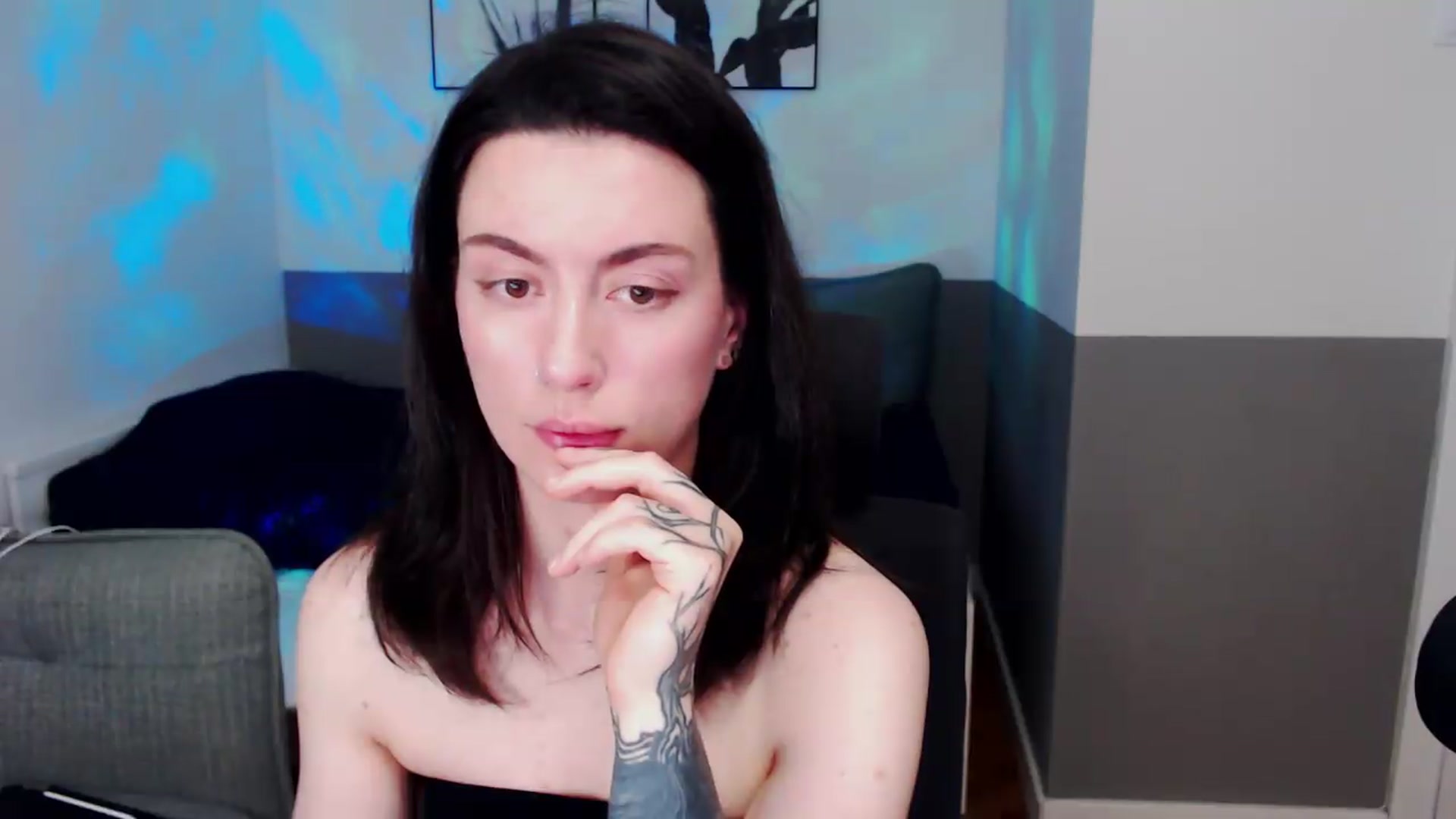 Gallery image thumbnail from HeyAriel's myfreecams stream on, 07/05/2026, 21:03 image 5 of 20