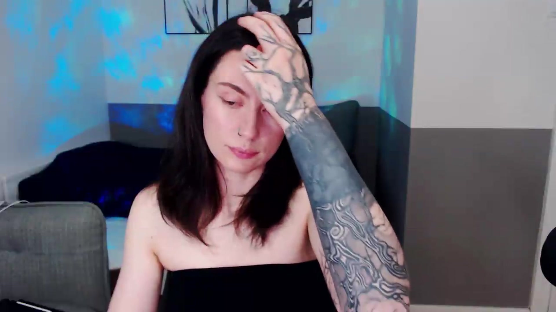 Gallery image thumbnail from HeyAriel's myfreecams stream on, 07/05/2026, 21:03 image 3 of 20
