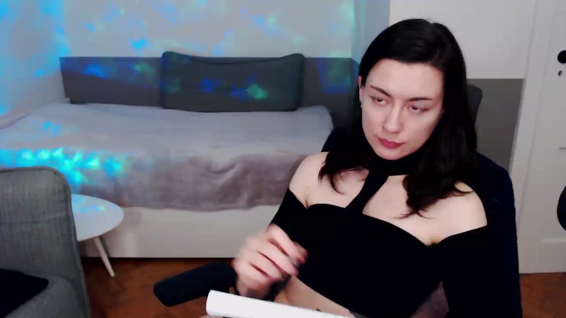 Gallery image thumbnail from HeyAriel's myfreecams stream on, 07/10/2026, 19:33 image 16 of 20
