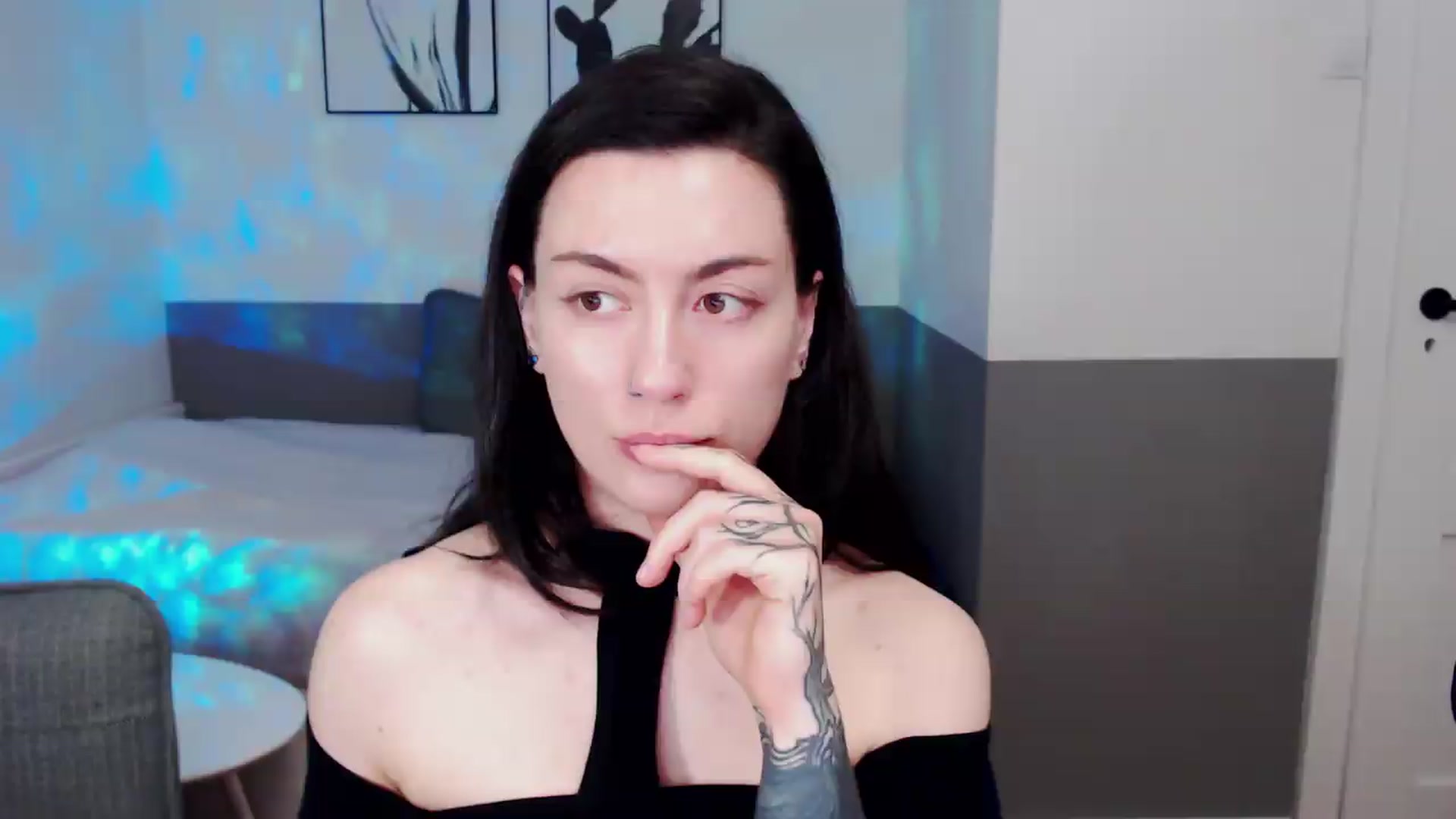 Gallery image thumbnail from HeyAriel's myfreecams stream on, 07/10/2026, 19:33 image 10 of 20