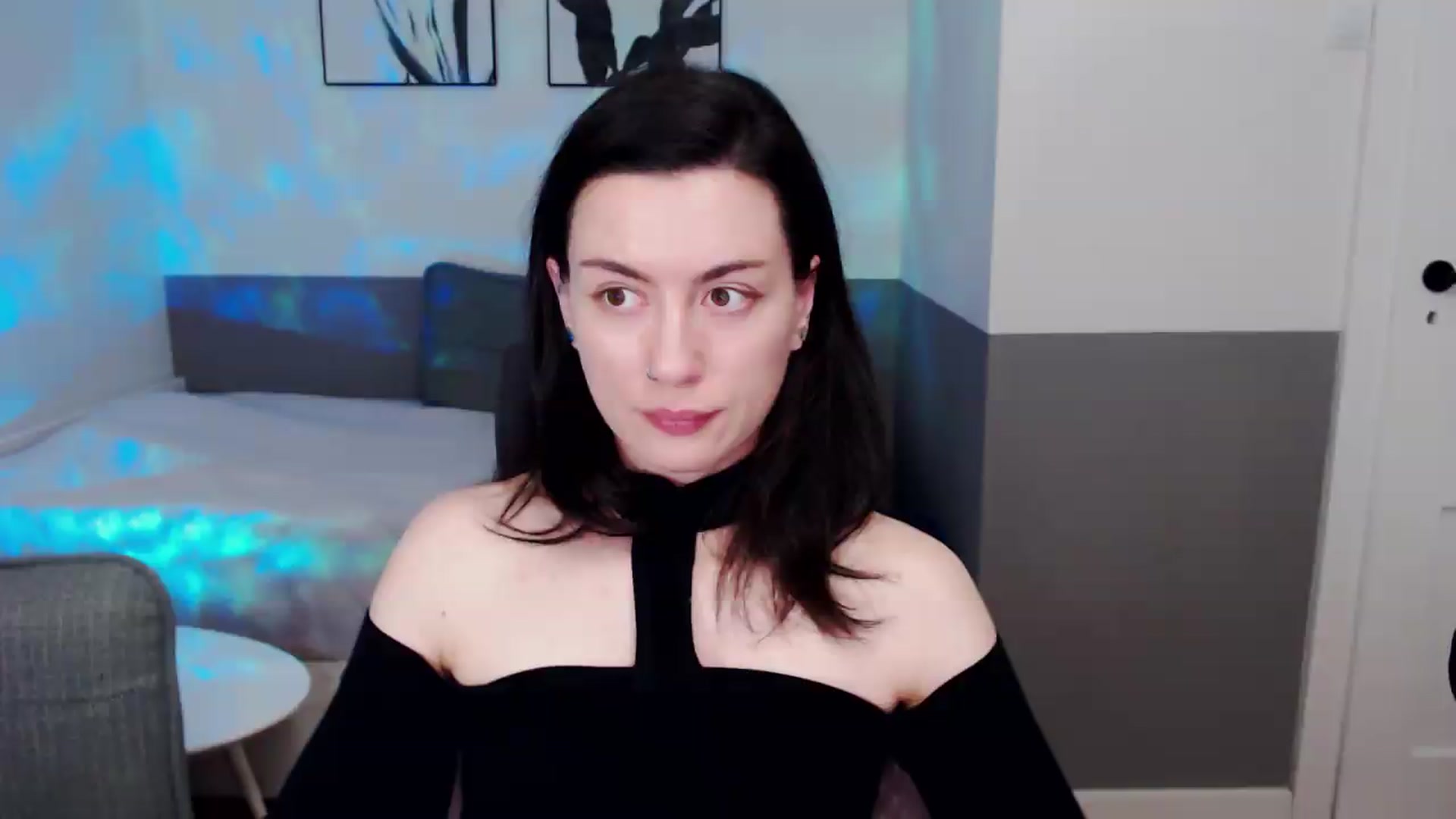 Gallery image thumbnail from HeyAriel's myfreecams stream on, 07/10/2026, 19:33 image 11 of 20