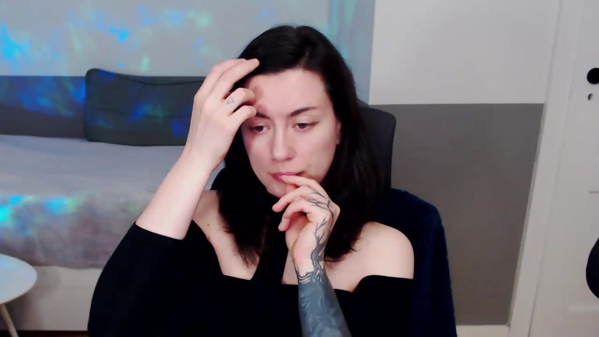 Gallery image thumbnail from HeyAriel's myfreecams stream on, 07/10/2026, 21:19 image 9 of 20