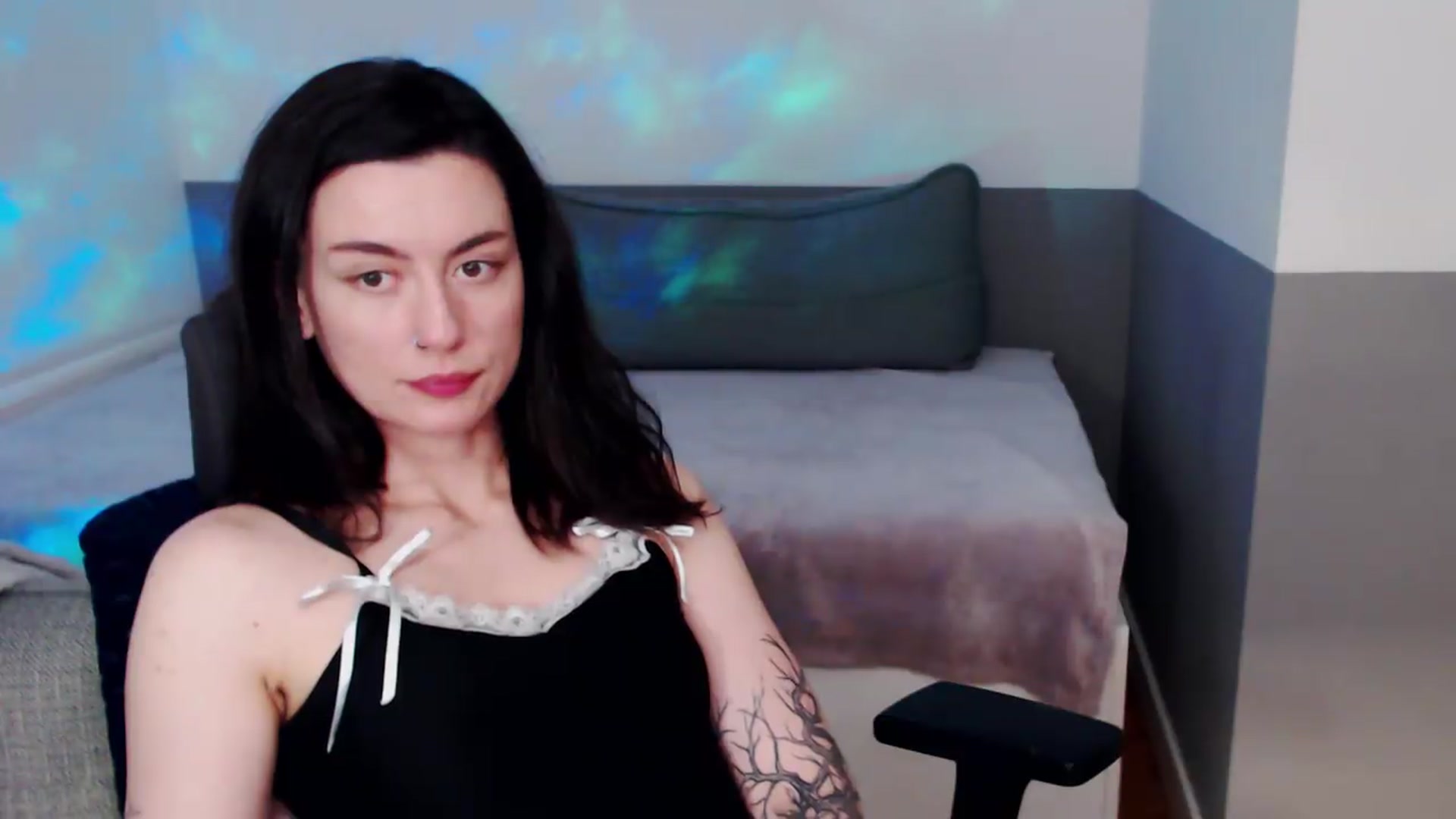 Gallery image thumbnail from HeyAriel's myfreecams stream on, 07/12/2026, 19:09 image 15 of 20