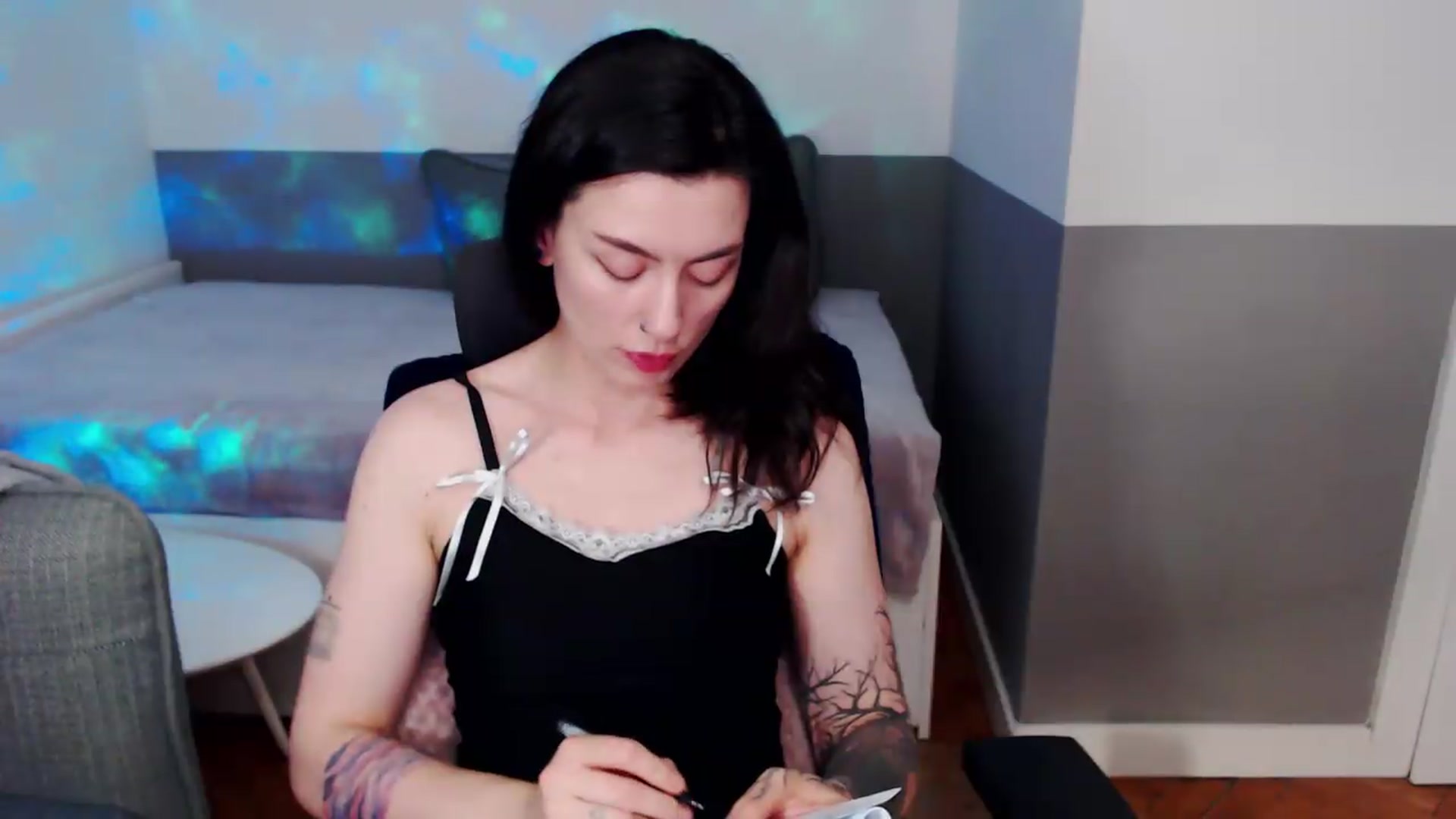 Gallery image thumbnail from HeyAriel's myfreecams stream on, 07/12/2026, 19:09 image 12 of 20