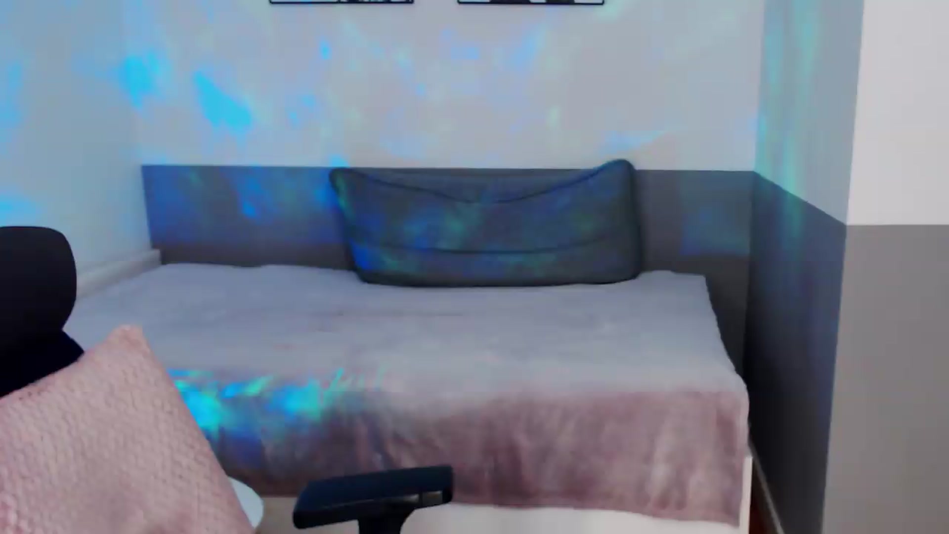 Gallery image thumbnail from HeyAriel's myfreecams stream on, 07/15/2026, 17:14 image 10 of 20