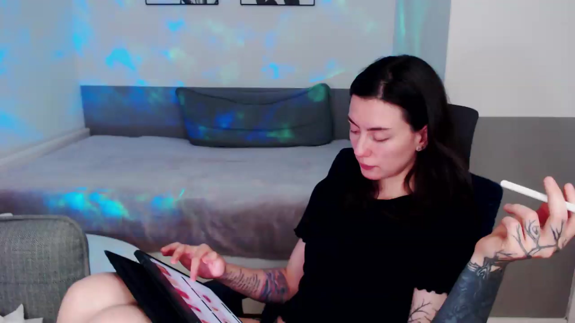 Gallery image thumbnail from HeyAriel's myfreecams stream on, 07/15/2026, 21:30 image 1 of 20