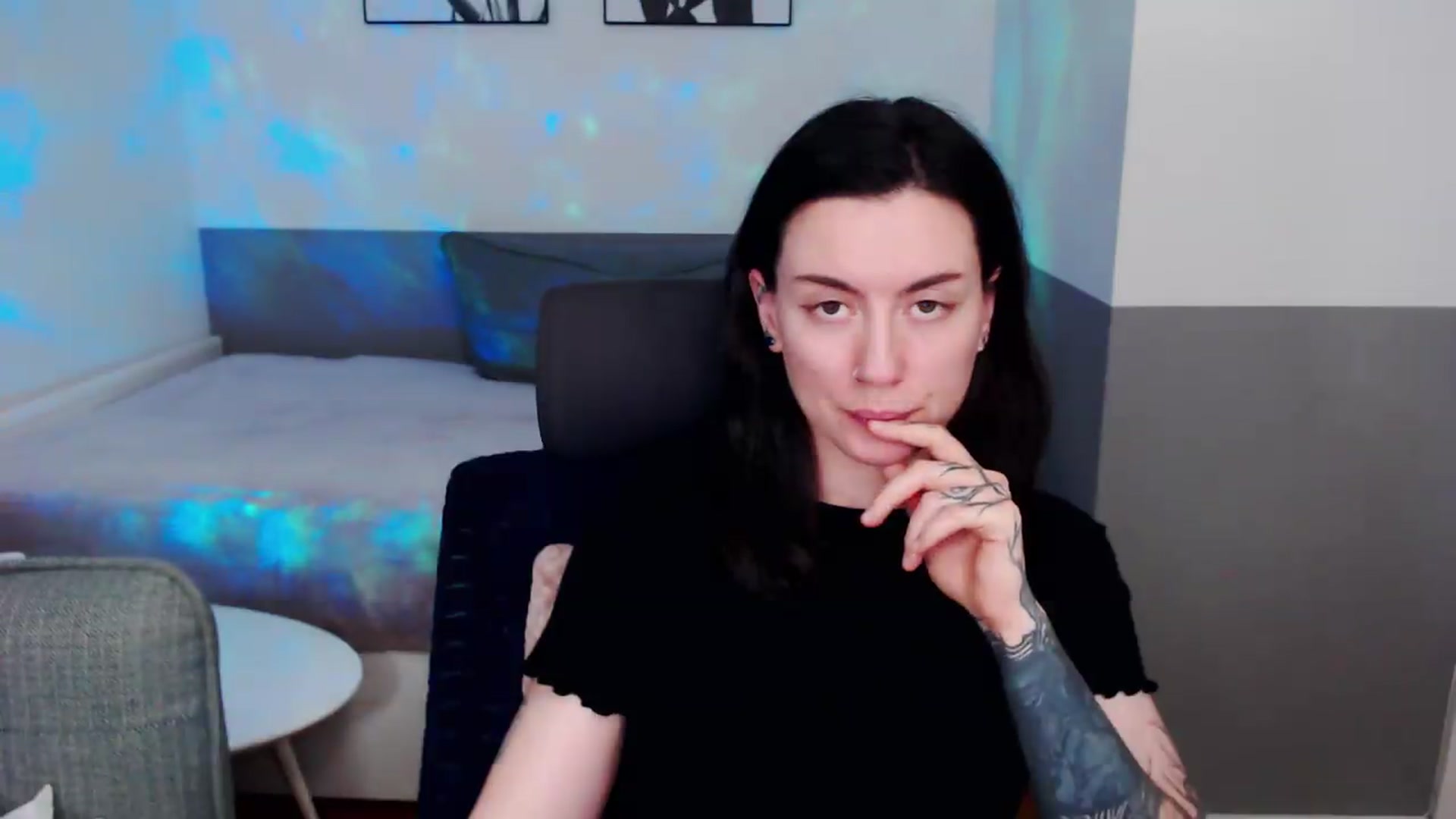 Gallery image thumbnail from HeyAriel's myfreecams stream on, 07/15/2026, 21:30 image 6 of 20
