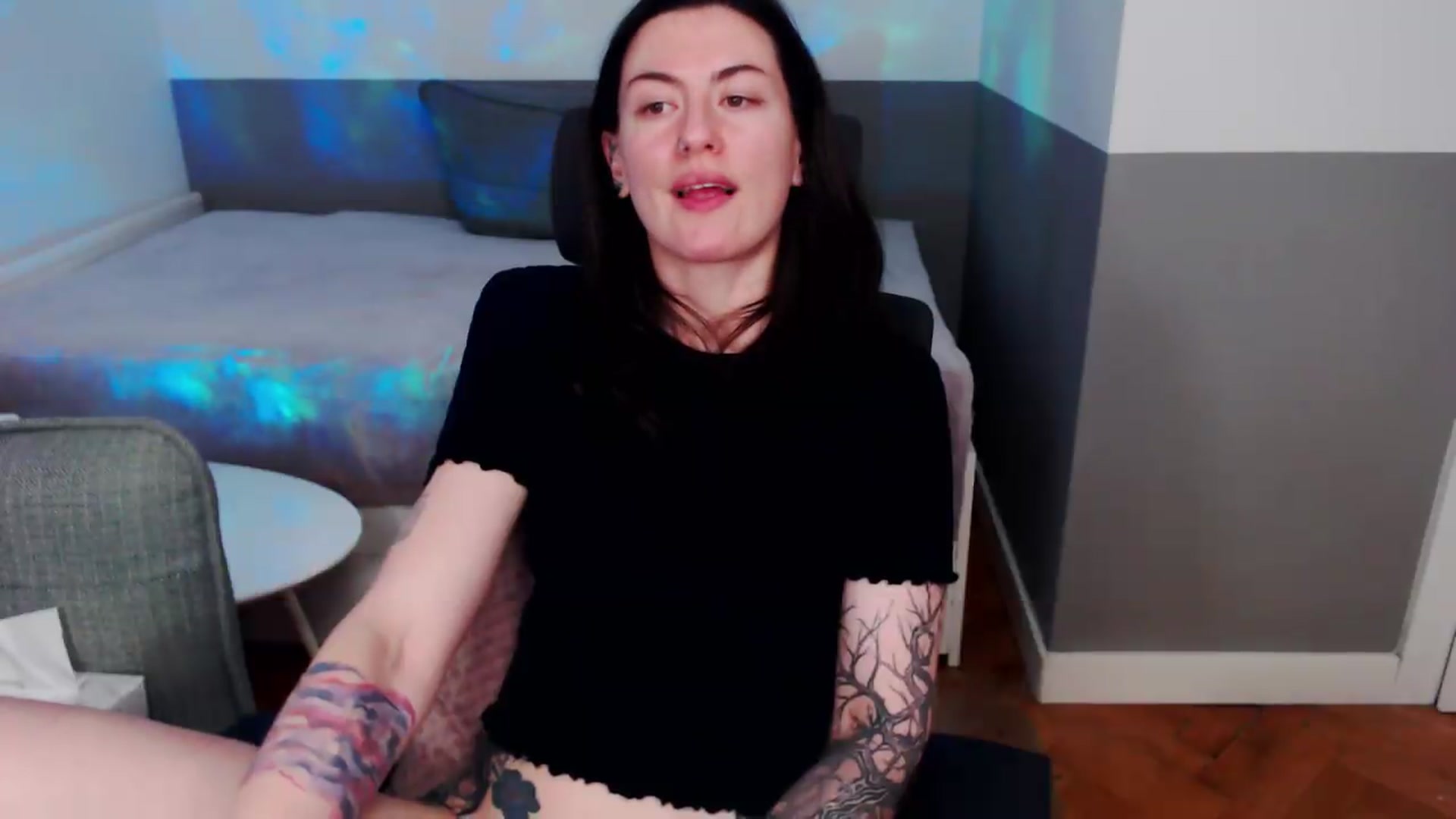 Gallery image thumbnail from HeyAriel's myfreecams stream on, 07/15/2026, 23:27 image 12 of 20