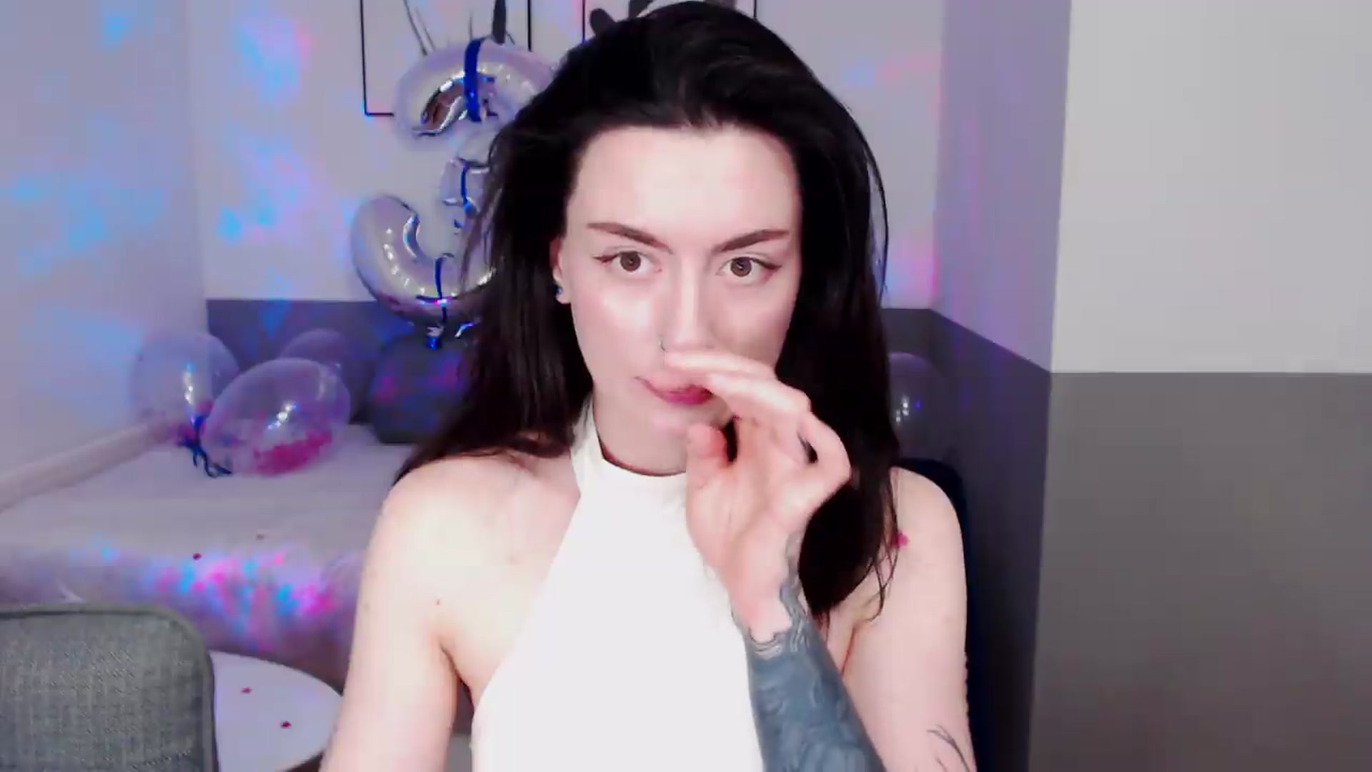 Gallery image thumbnail from HeyAriel's myfreecams stream on, 07/19/2026, 08:51 image 2 of 20