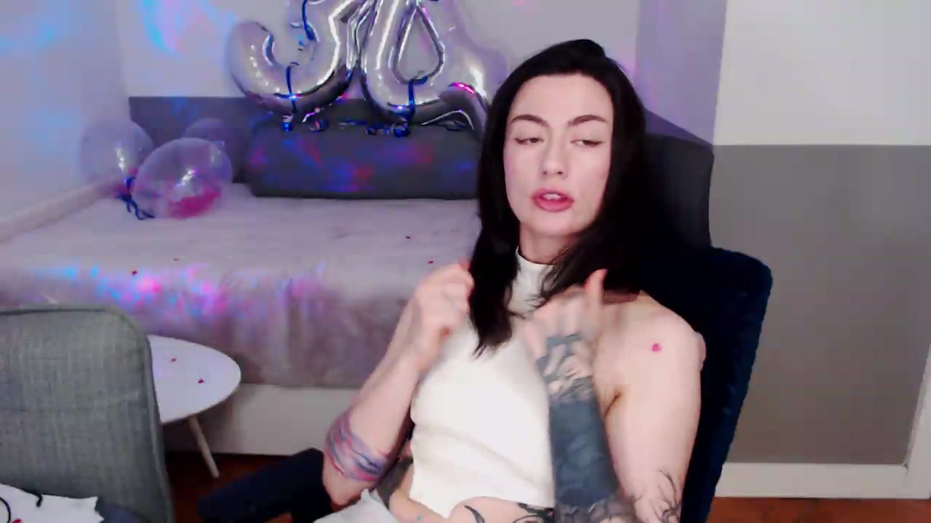 Gallery image thumbnail from HeyAriel's myfreecams stream on, 07/19/2026, 08:51 image 11 of 20