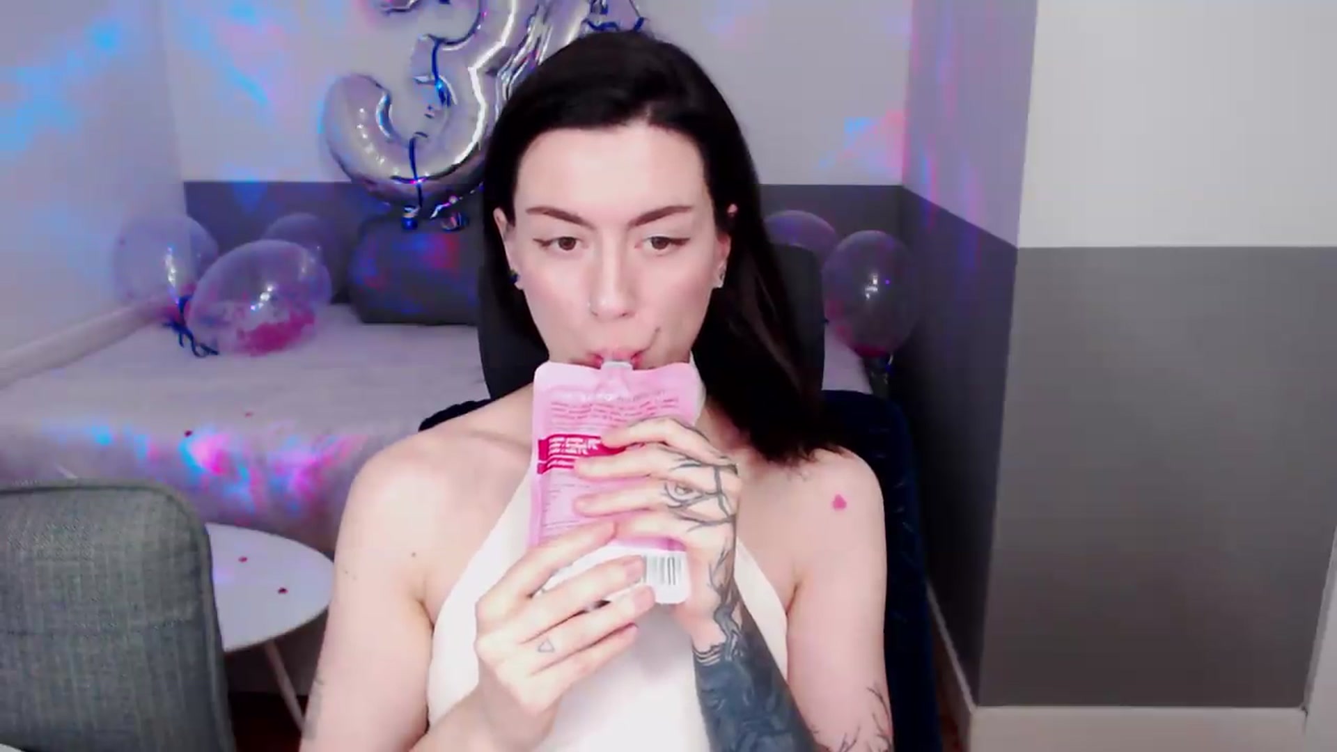 Gallery image thumbnail from HeyAriel's myfreecams stream on, 07/19/2026, 08:51 image 19 of 20