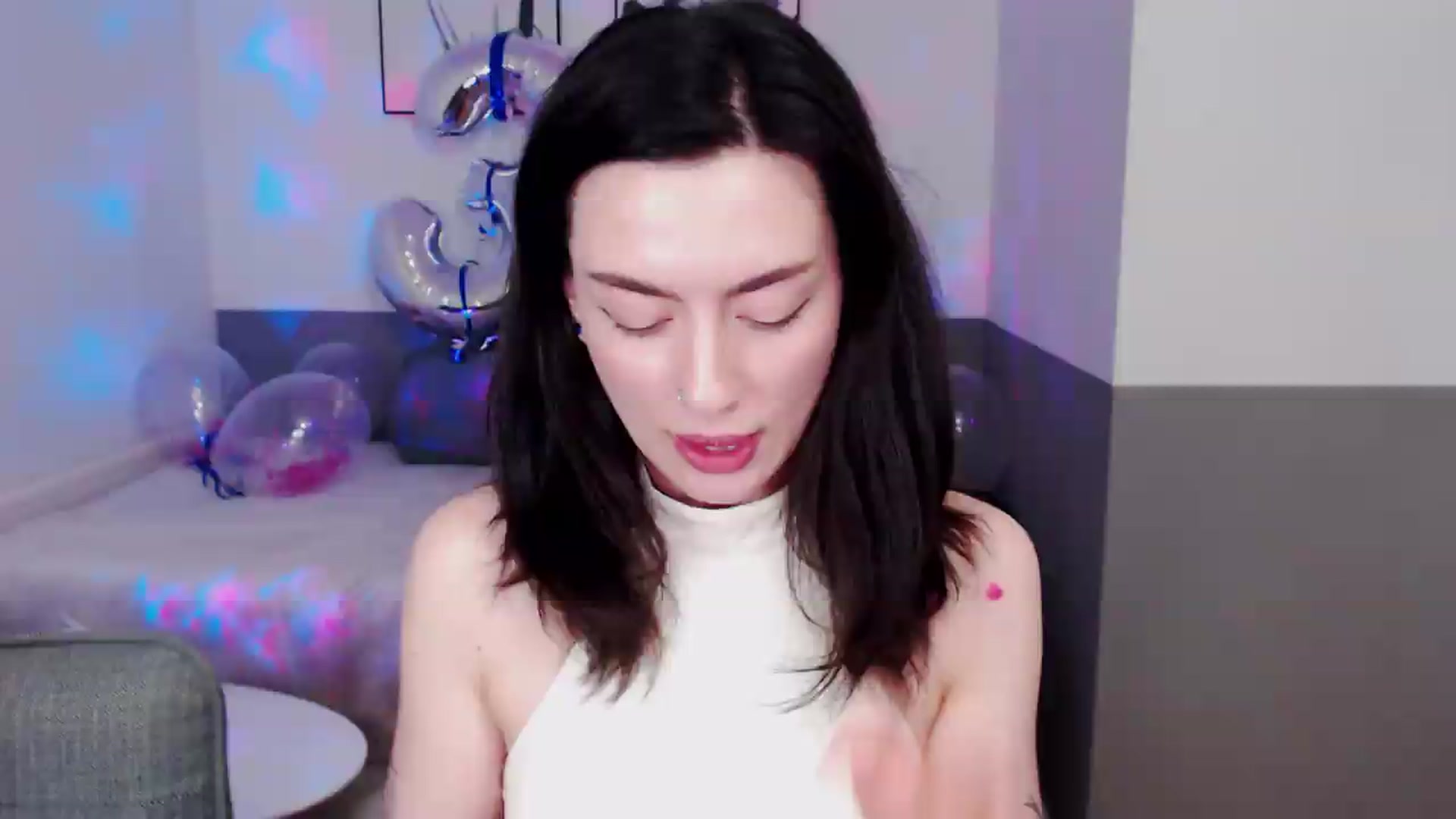 Gallery image thumbnail from HeyAriel's myfreecams stream on, 07/19/2026, 08:51 image 1 of 20