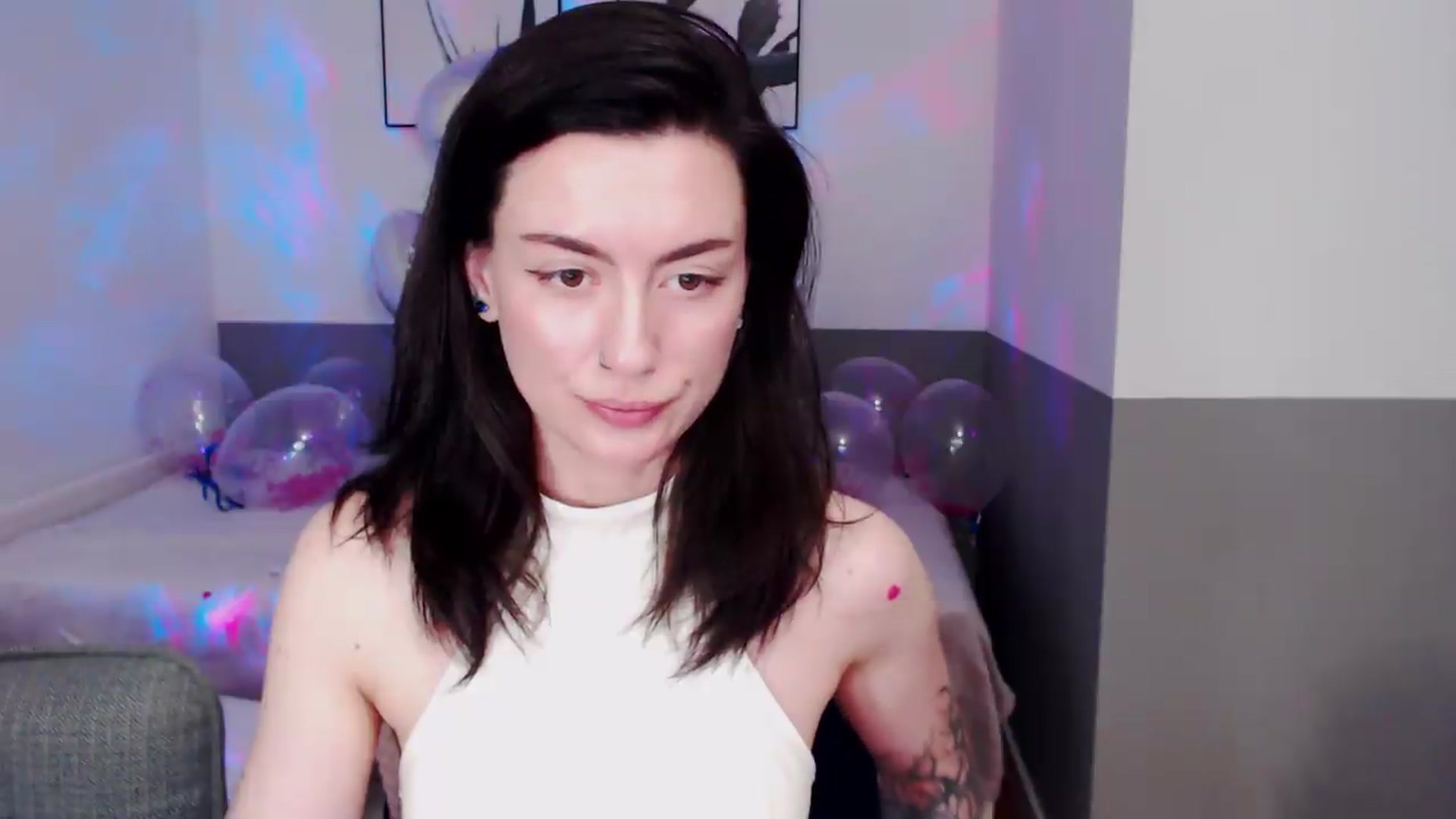 Gallery image thumbnail from HeyAriel's myfreecams stream on, 07/19/2026, 09:41 image 17 of 20