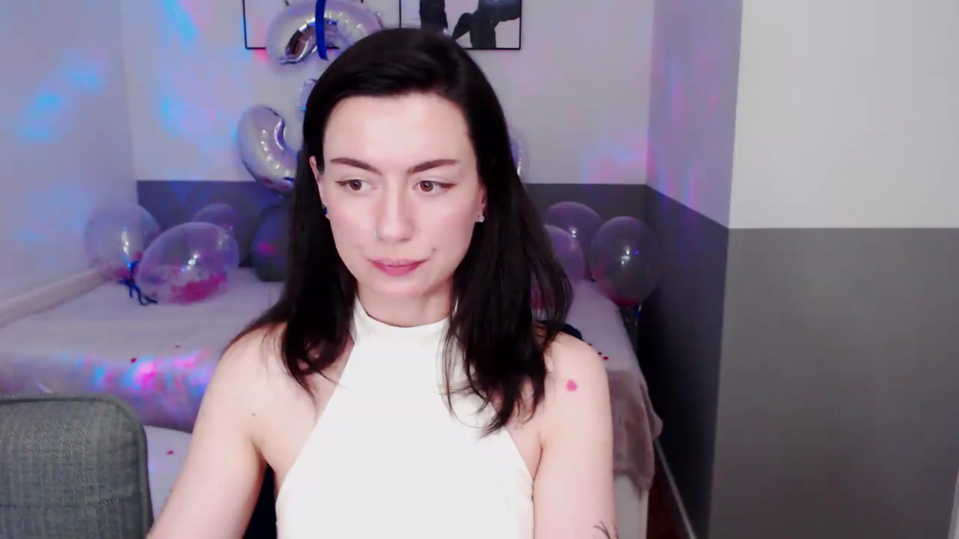 Gallery image thumbnail from HeyAriel's myfreecams stream on, 07/19/2026, 09:41 image 7 of 20
