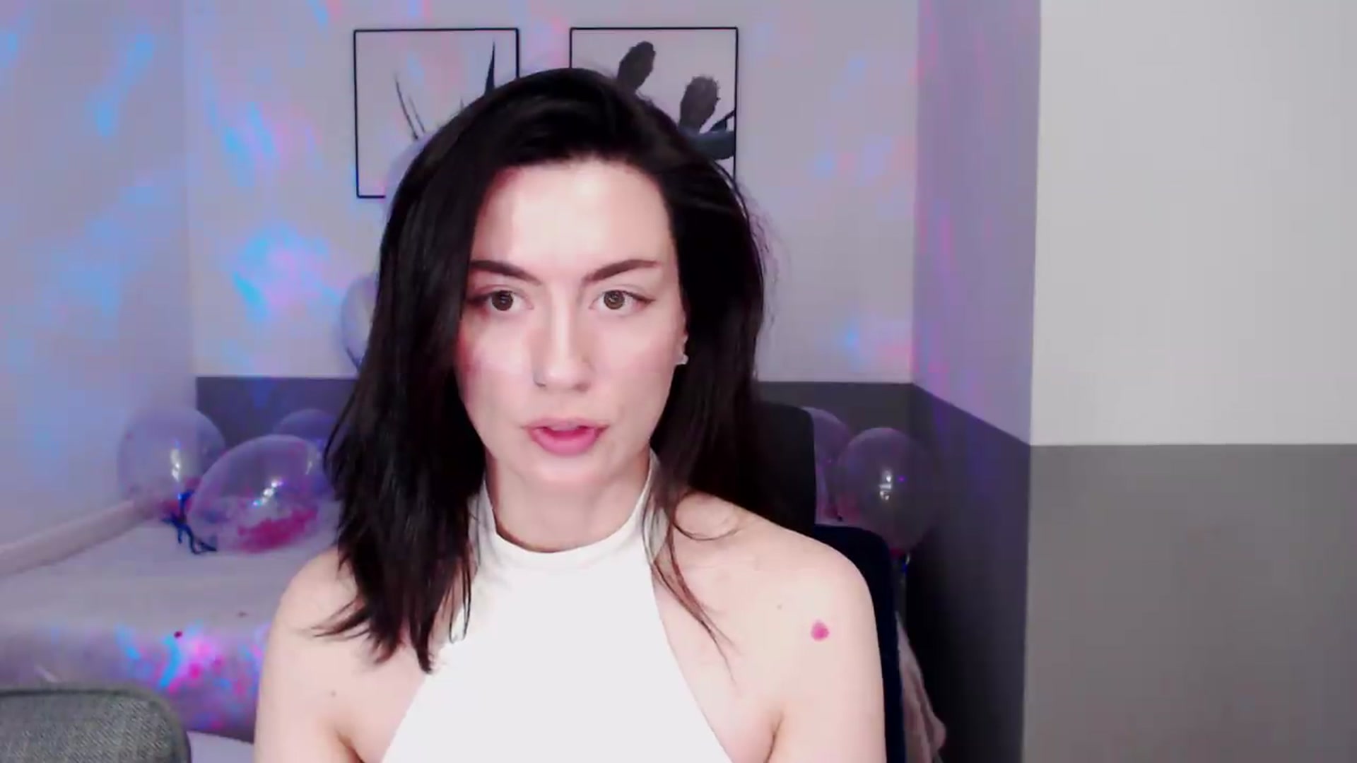 Gallery image thumbnail from HeyAriel's myfreecams stream on, 07/19/2026, 09:41 image 12 of 20