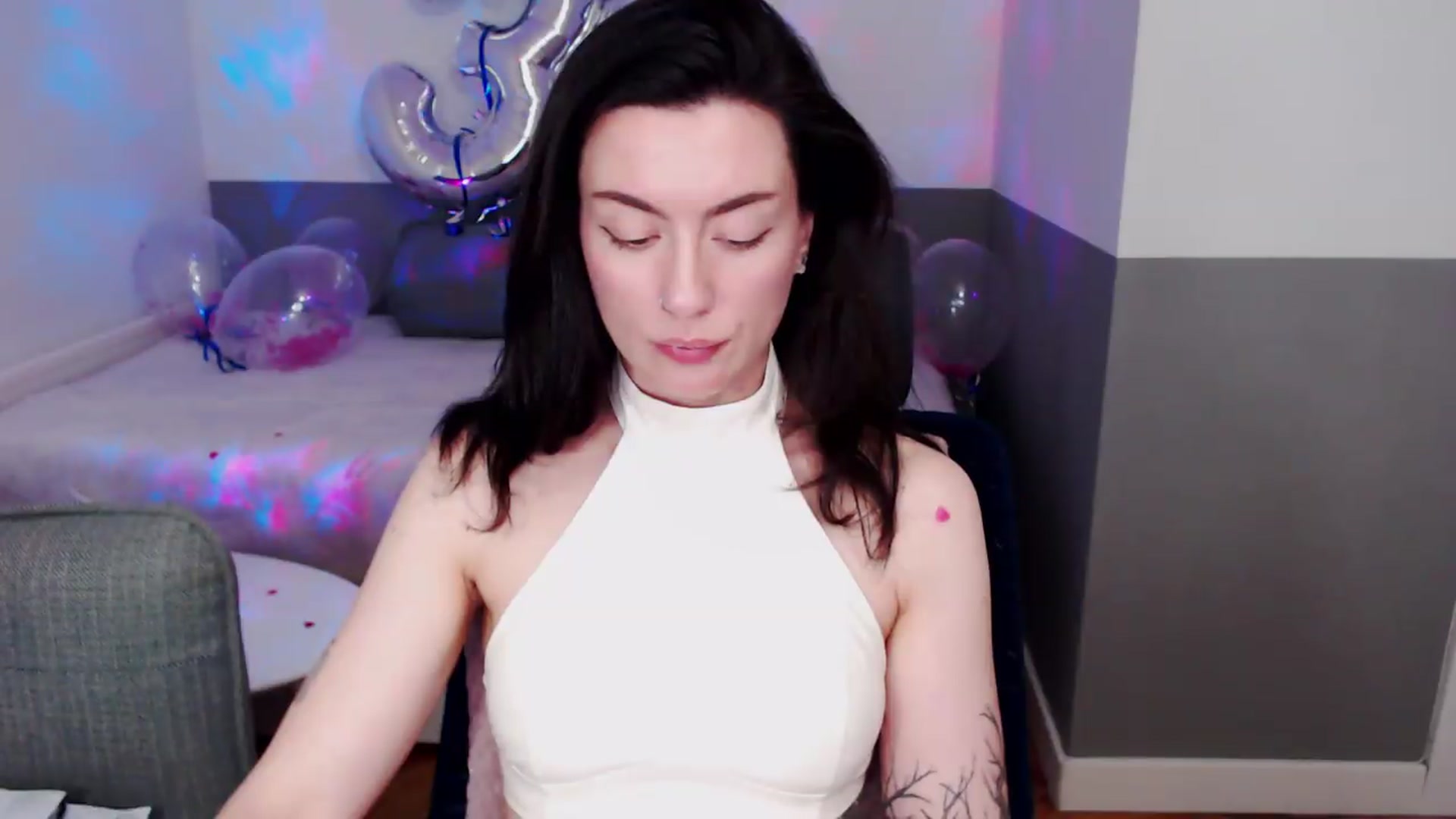 Gallery image thumbnail from HeyAriel's myfreecams stream on, 07/19/2026, 10:29 image 5 of 20