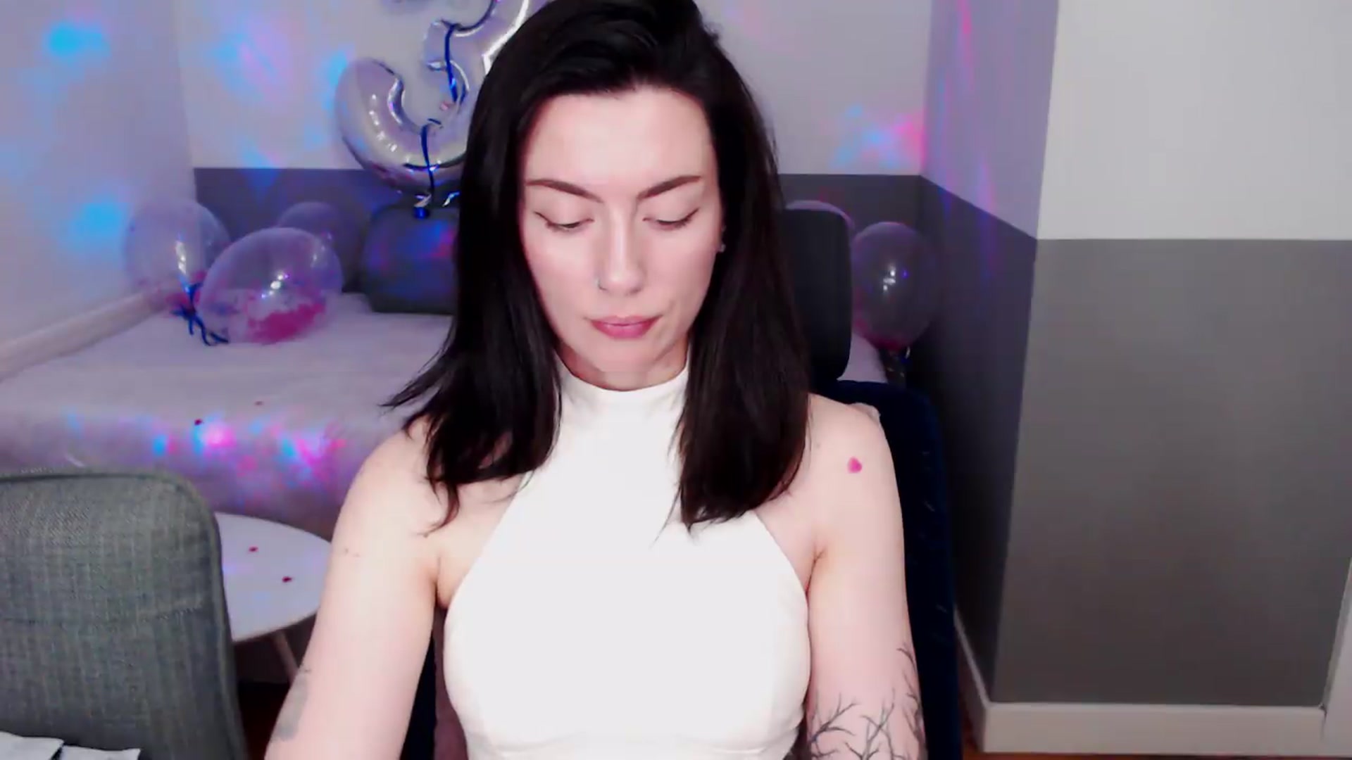 Gallery image thumbnail from HeyAriel's myfreecams stream on, 07/19/2026, 10:29 image 8 of 20