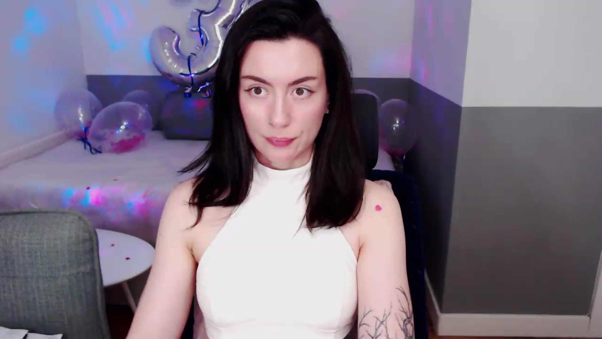 Gallery image thumbnail from HeyAriel's myfreecams stream on, 07/19/2026, 10:29 image 9 of 20