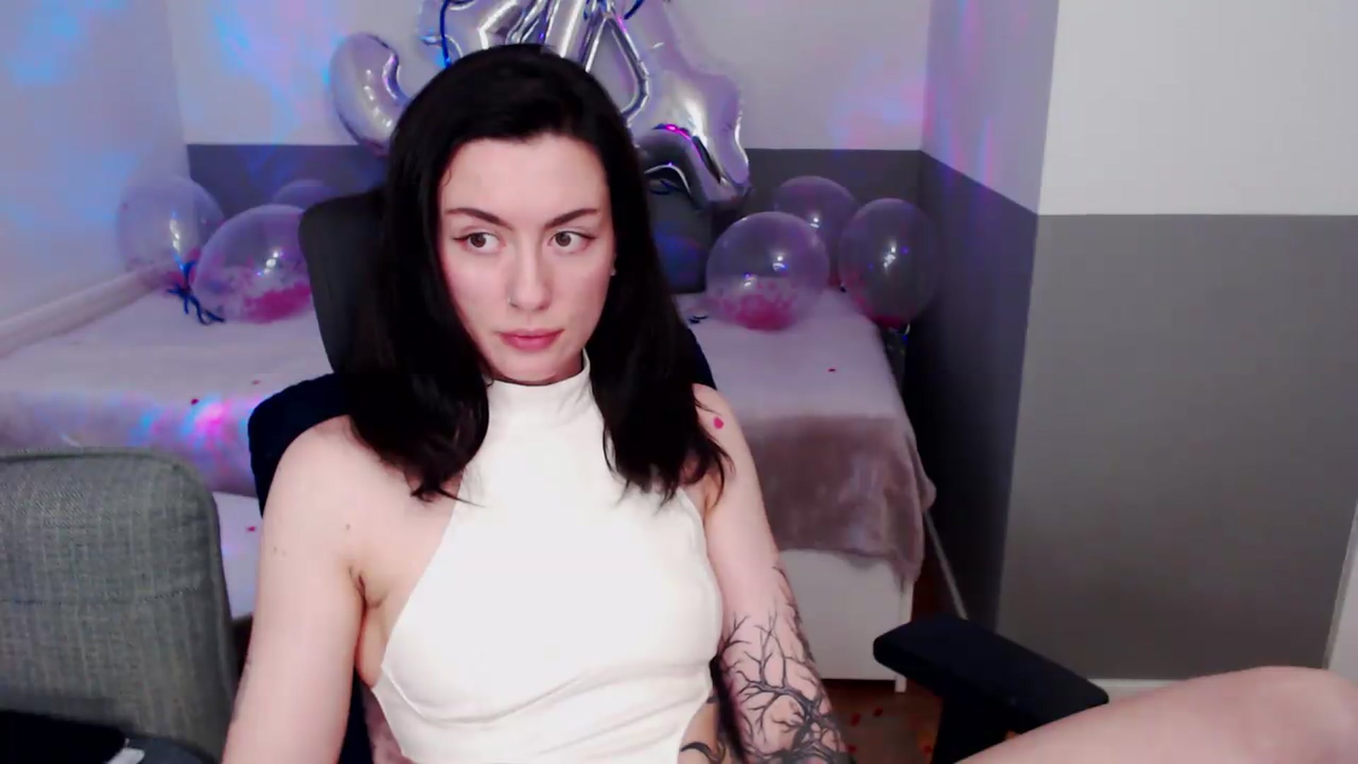 Gallery image thumbnail from HeyAriel's myfreecams stream on, 07/19/2026, 12:02 image 14 of 20