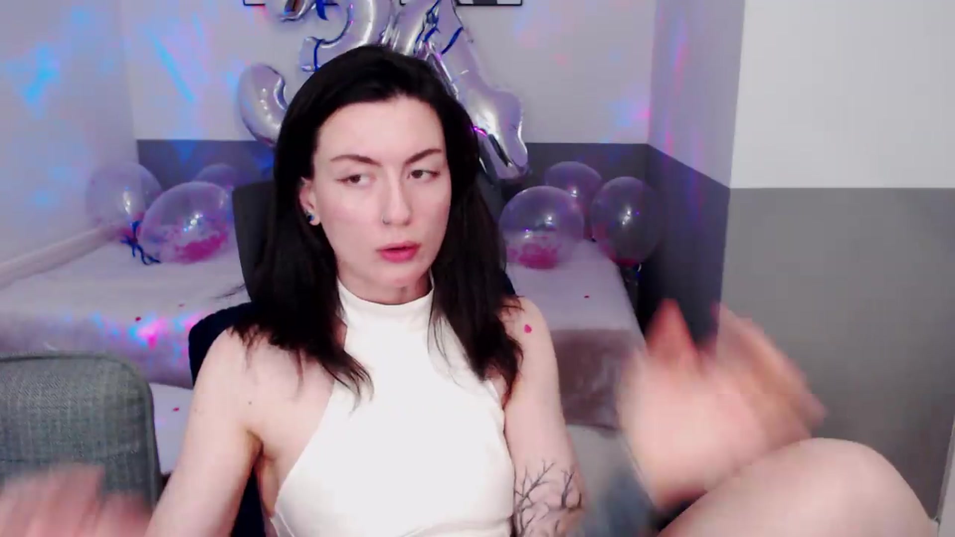 Gallery image thumbnail from HeyAriel's myfreecams stream on, 07/19/2026, 12:02 image 5 of 20