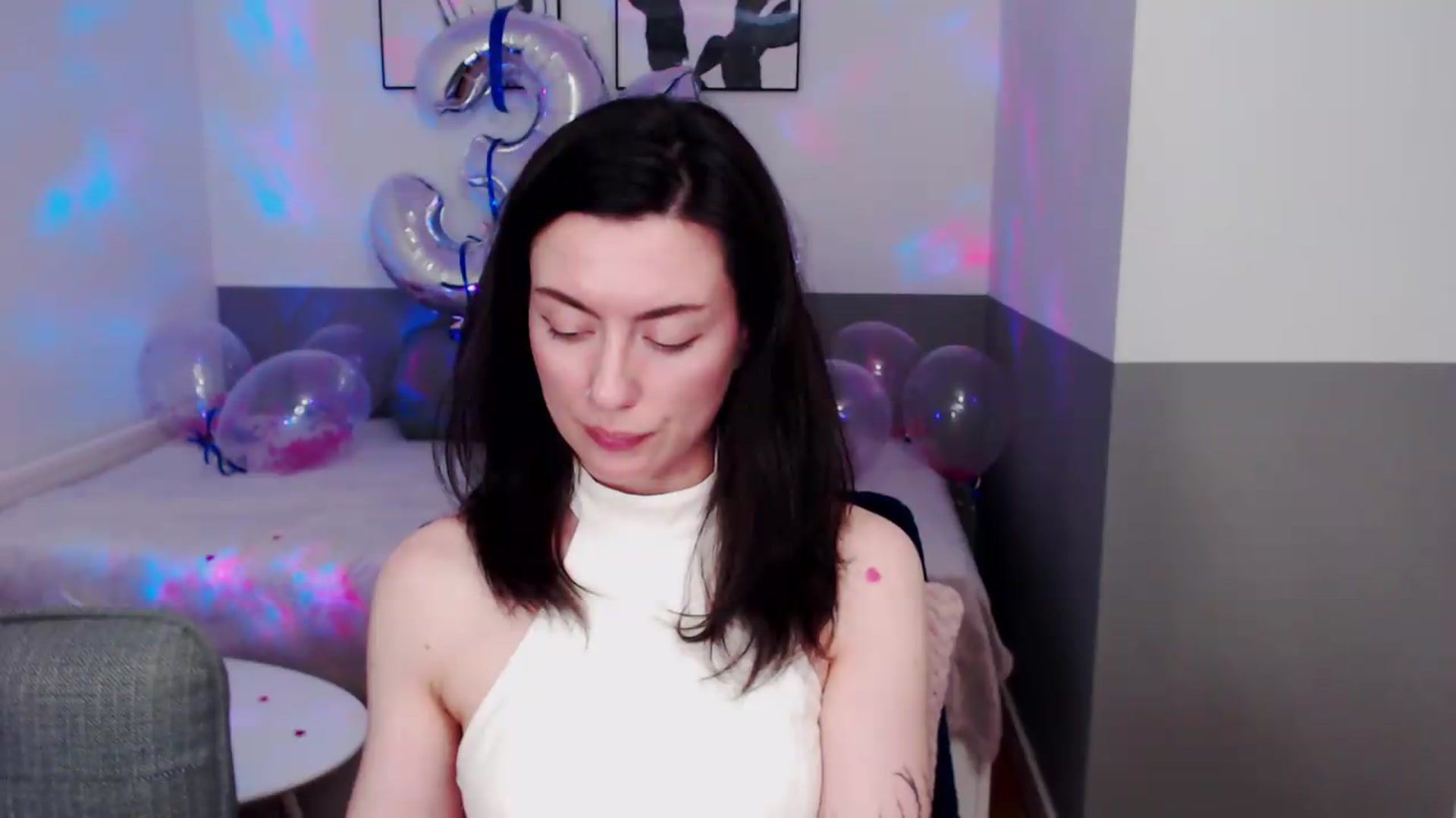 Gallery image thumbnail from HeyAriel's myfreecams stream on, 07/19/2026, 13:07 image 13 of 20