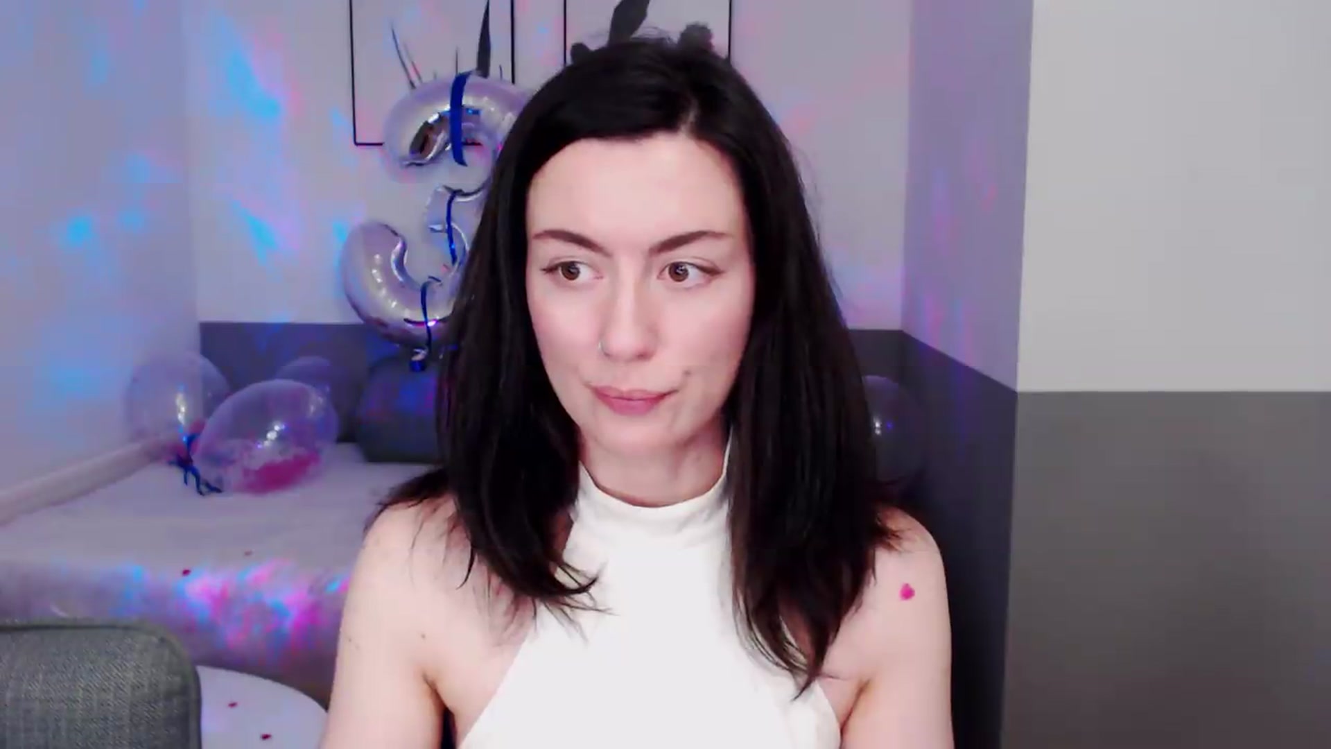 Gallery image thumbnail from HeyAriel's myfreecams stream on, 07/19/2026, 13:07 image 3 of 20