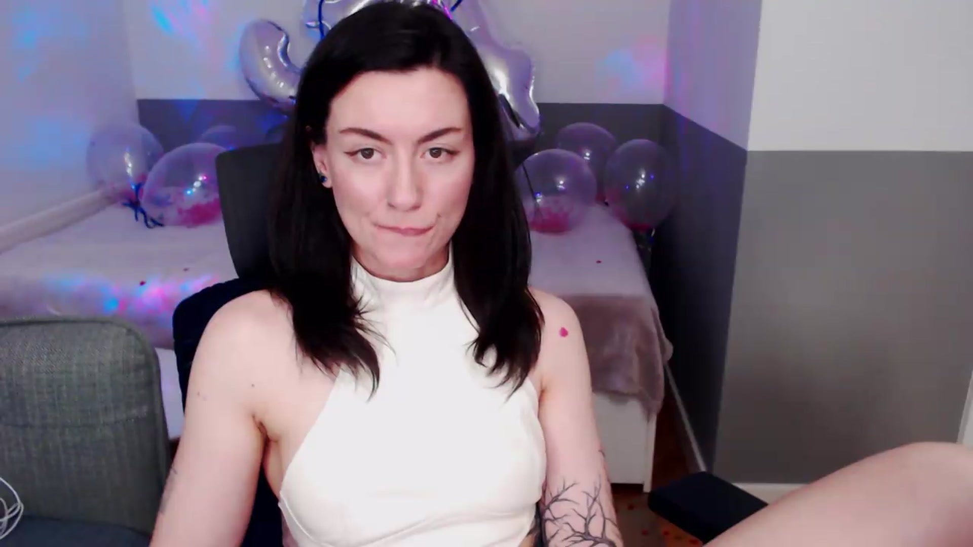 Gallery image thumbnail from HeyAriel's myfreecams stream on, 07/19/2026, 13:07 image 17 of 20