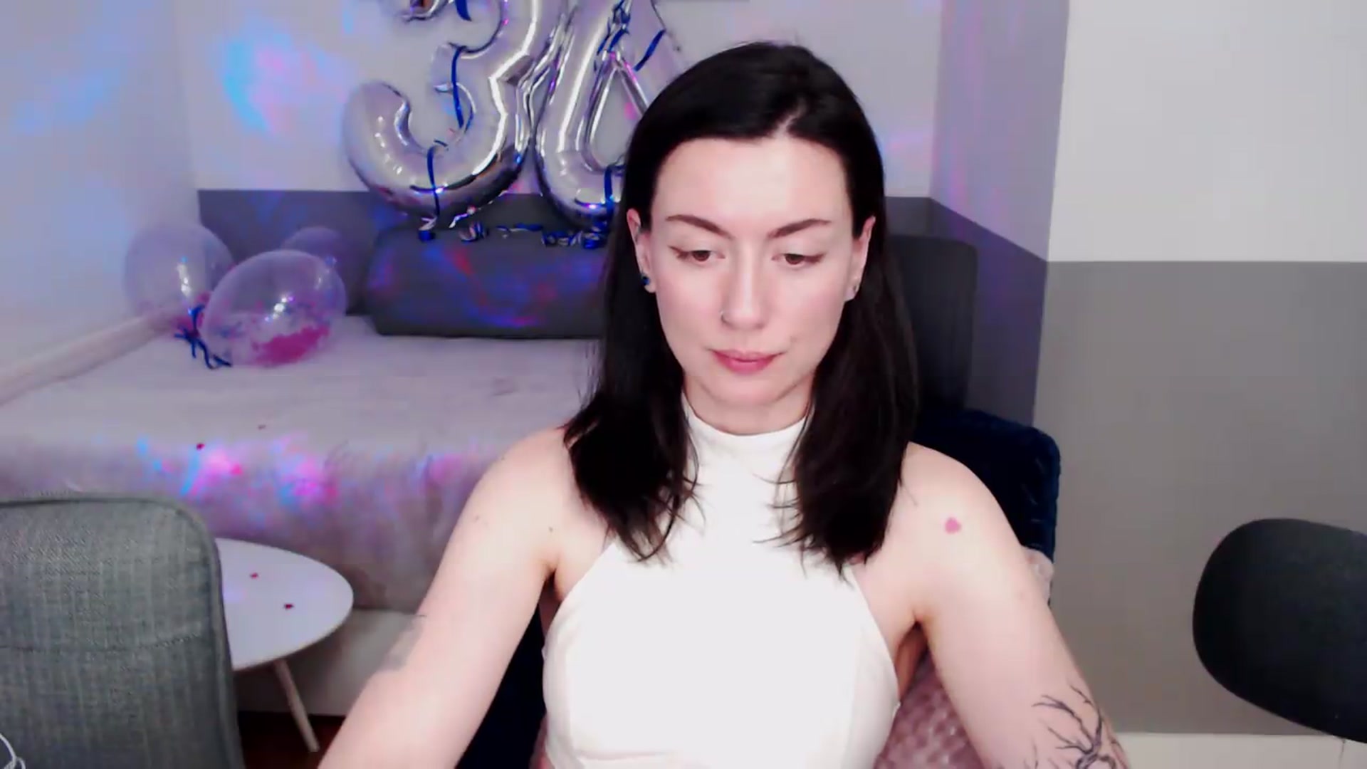 Gallery image thumbnail from HeyAriel's myfreecams stream on, 07/19/2026, 15:14 image 9 of 20