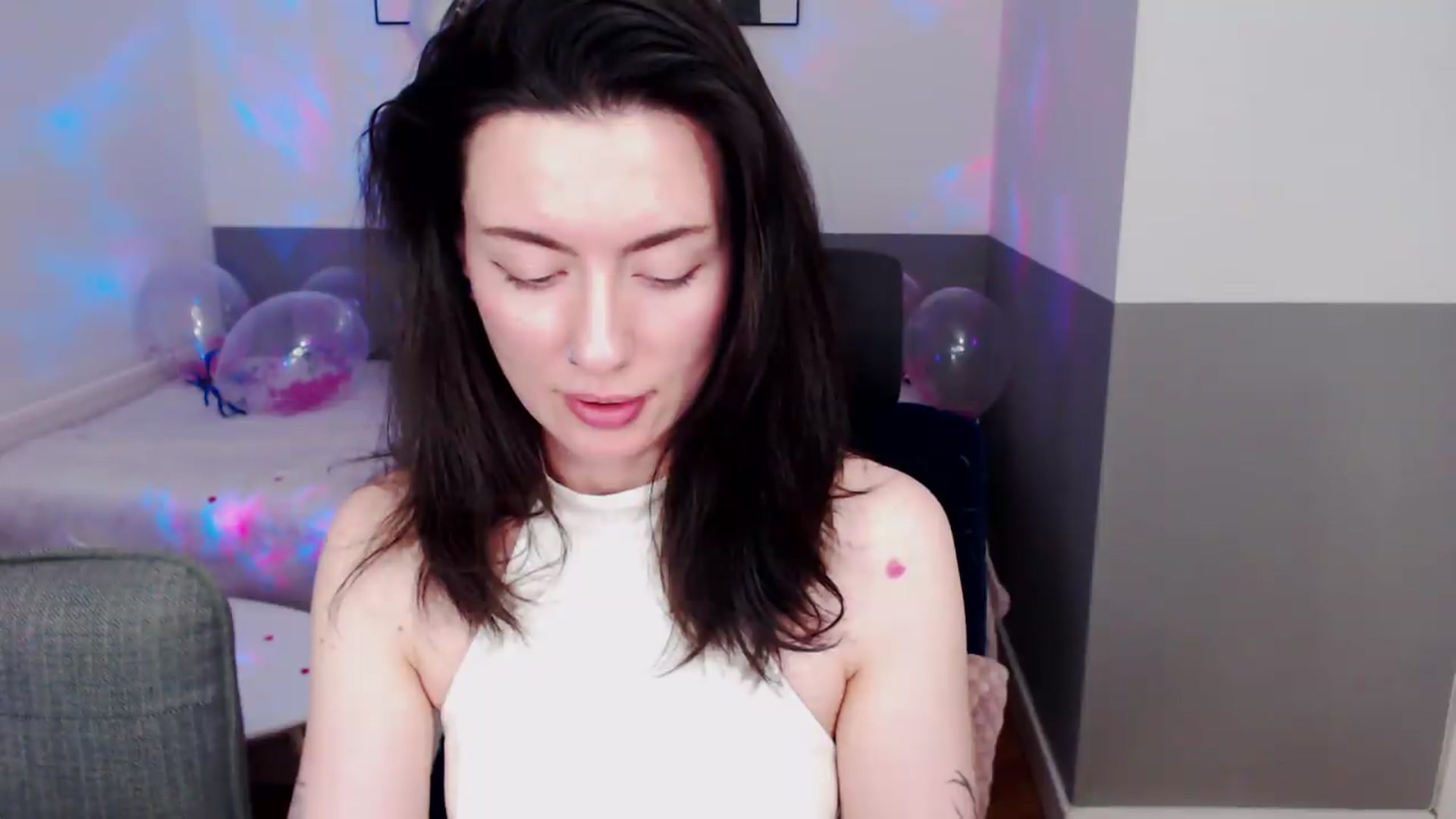 Gallery image thumbnail from HeyAriel's myfreecams stream on, 07/19/2026, 16:12 image 9 of 20