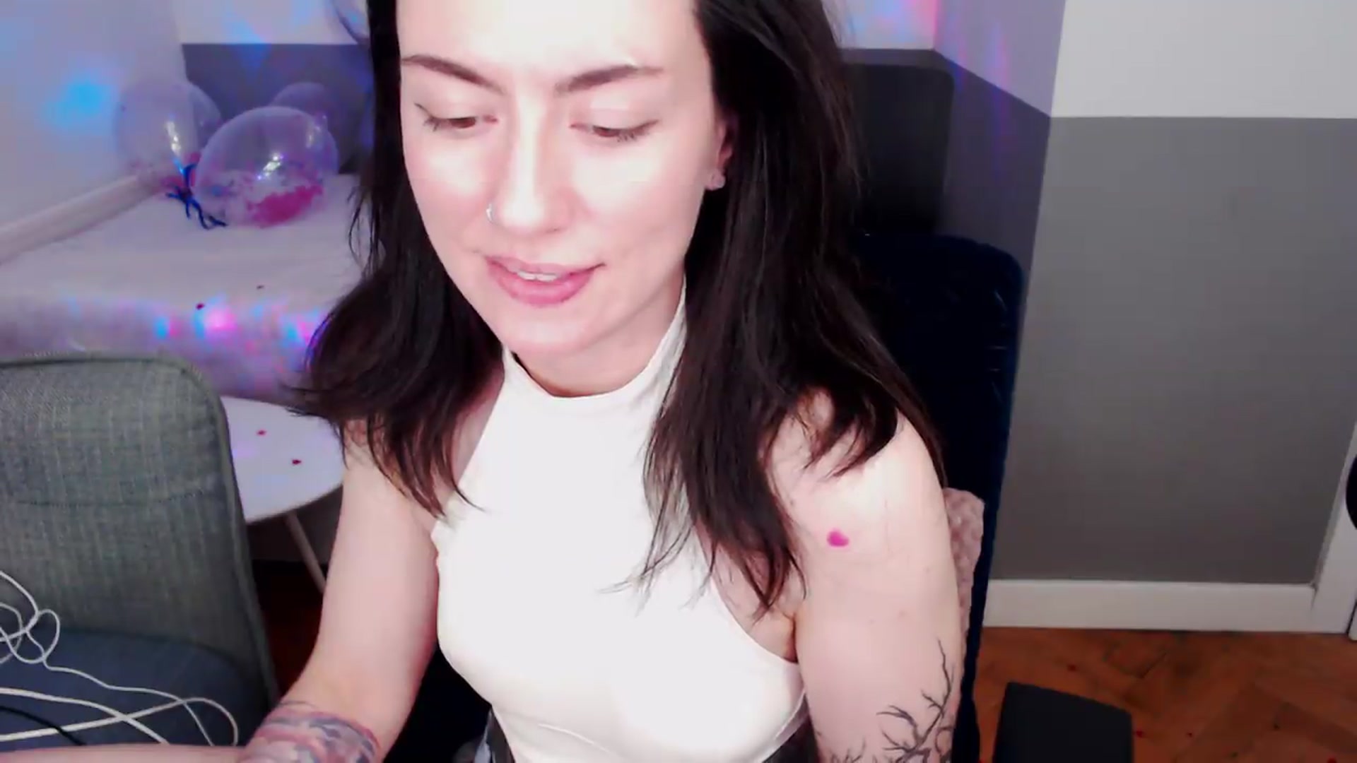Gallery image thumbnail from HeyAriel's myfreecams stream on, 07/19/2026, 16:12 image 15 of 20