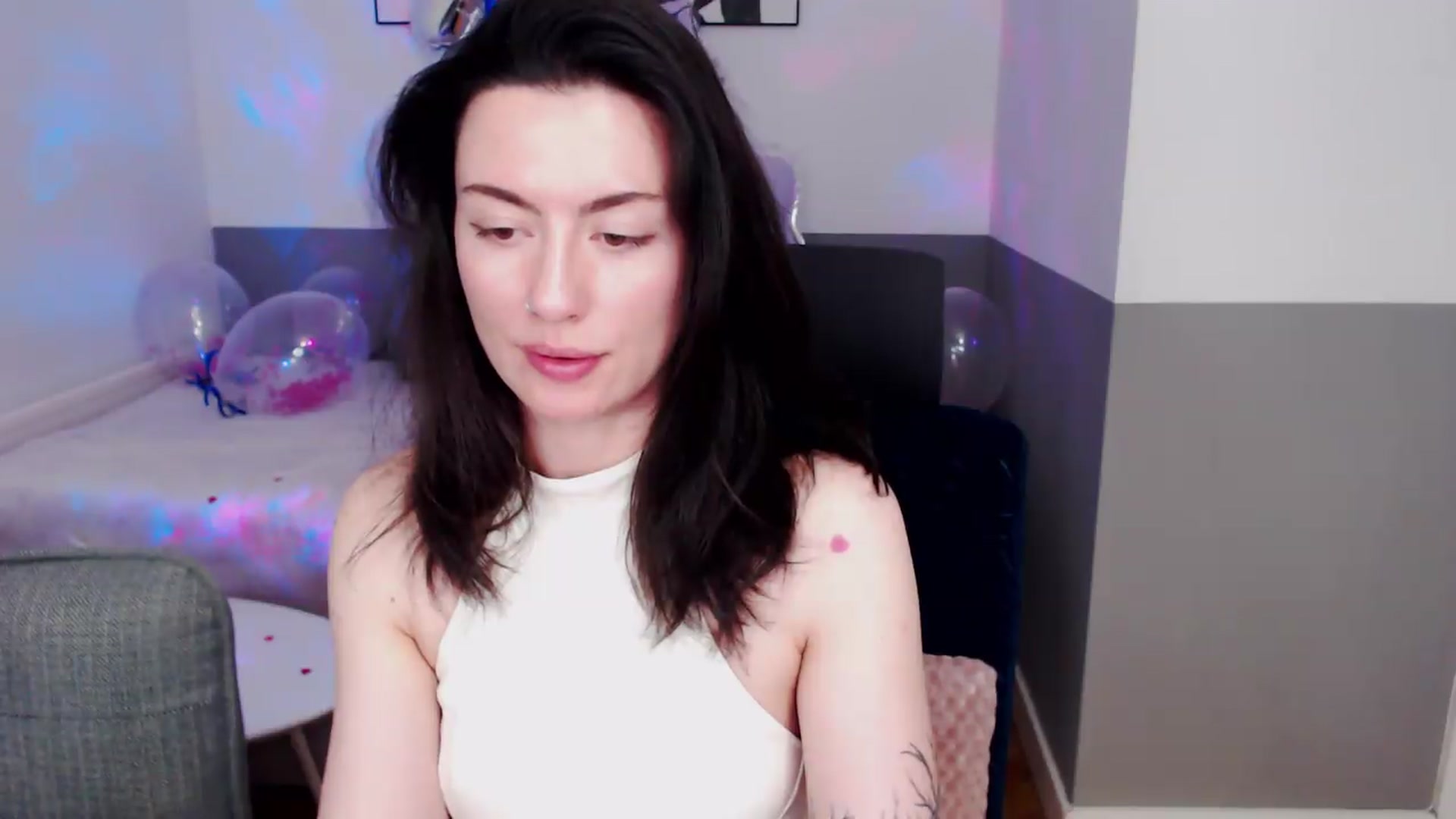 Gallery image thumbnail from HeyAriel's myfreecams stream on, 07/19/2026, 16:12 image 10 of 20