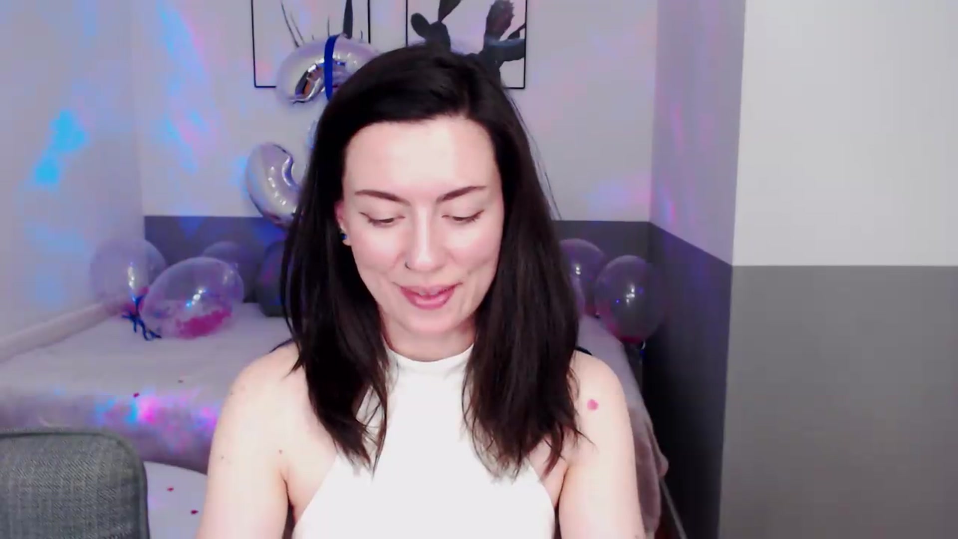 Gallery image thumbnail from HeyAriel's myfreecams stream on, 07/19/2026, 16:44 image 2 of 20