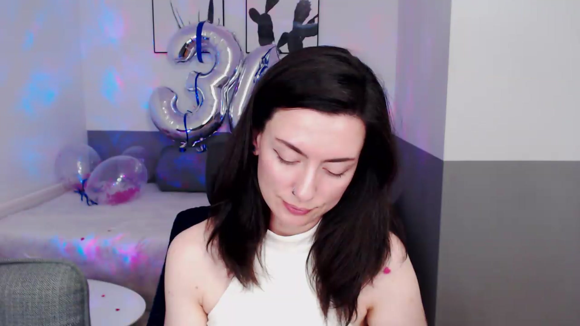 Gallery image thumbnail from HeyAriel's myfreecams stream on, 07/19/2026, 16:44 image 4 of 20