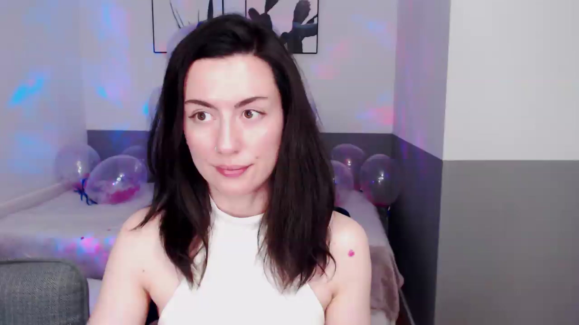 Gallery image thumbnail from HeyAriel's myfreecams stream on, 07/19/2026, 16:44 image 1 of 20