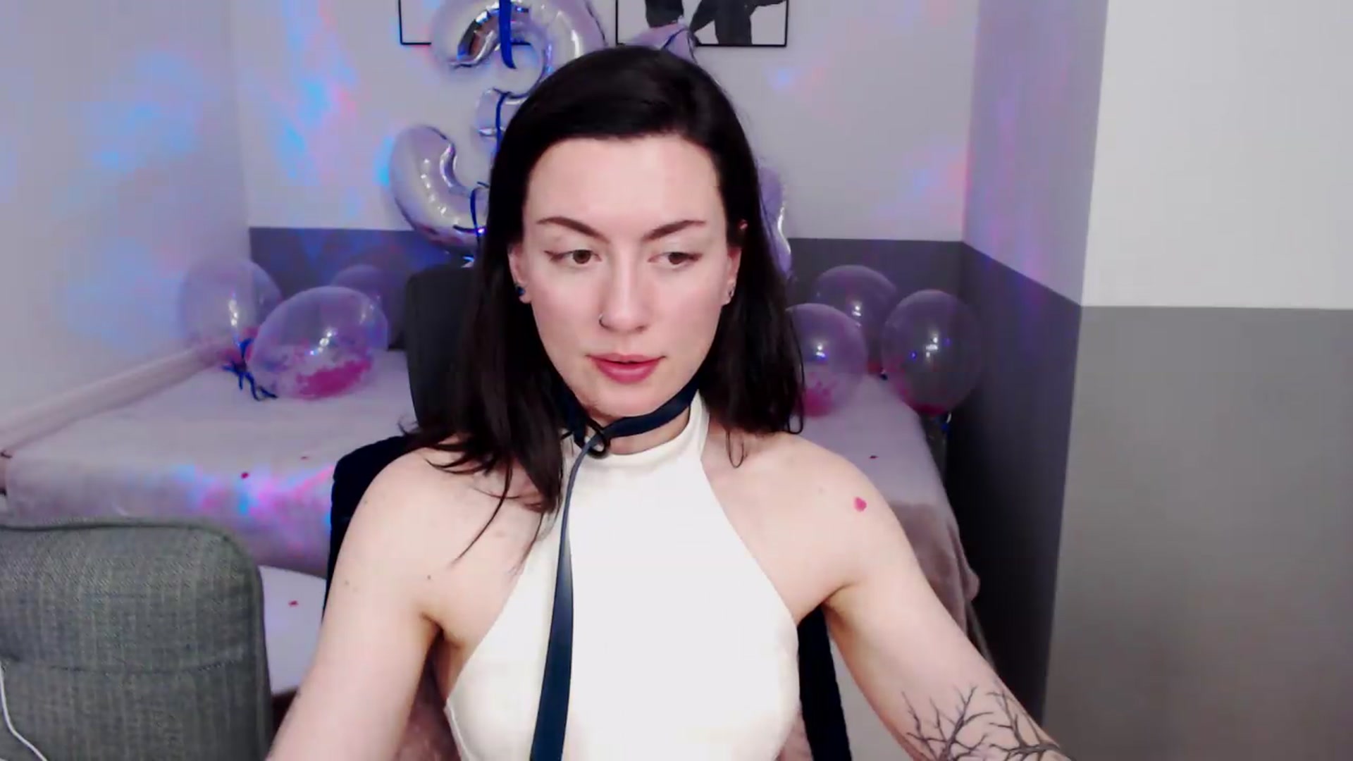 Gallery image thumbnail from HeyAriel's myfreecams stream on, 07/19/2026, 16:44 image 10 of 20