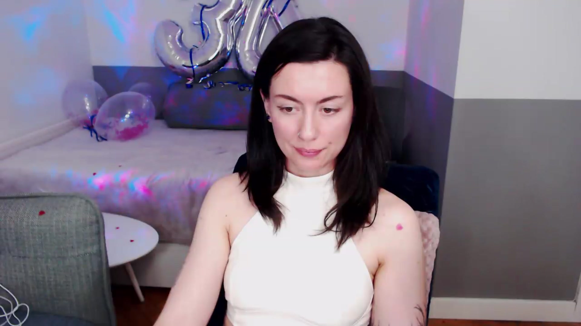 Gallery image thumbnail from HeyAriel's myfreecams stream on, 07/19/2026, 19:32 image 4 of 20