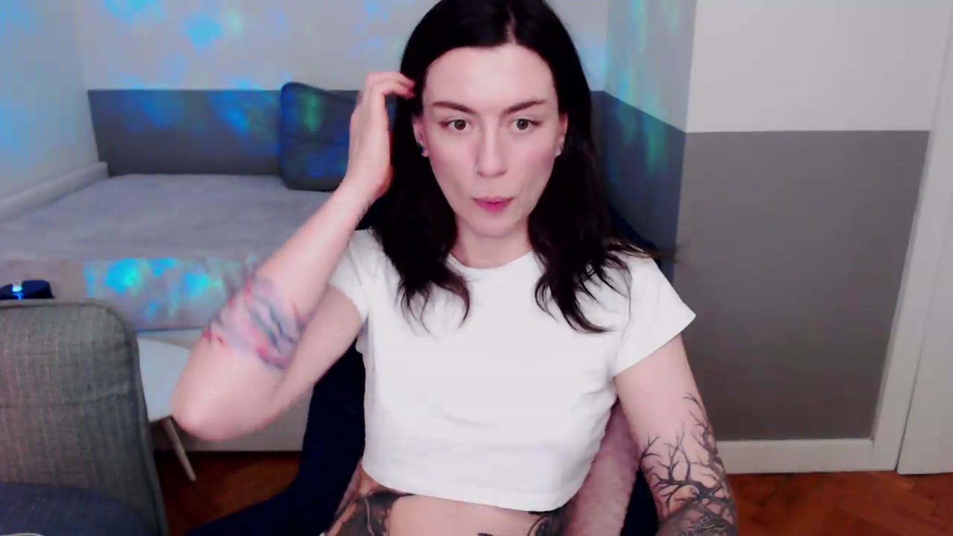 Gallery image thumbnail from HeyAriel's myfreecams stream on, 07/31/2026, 23:36 image 14 of 20